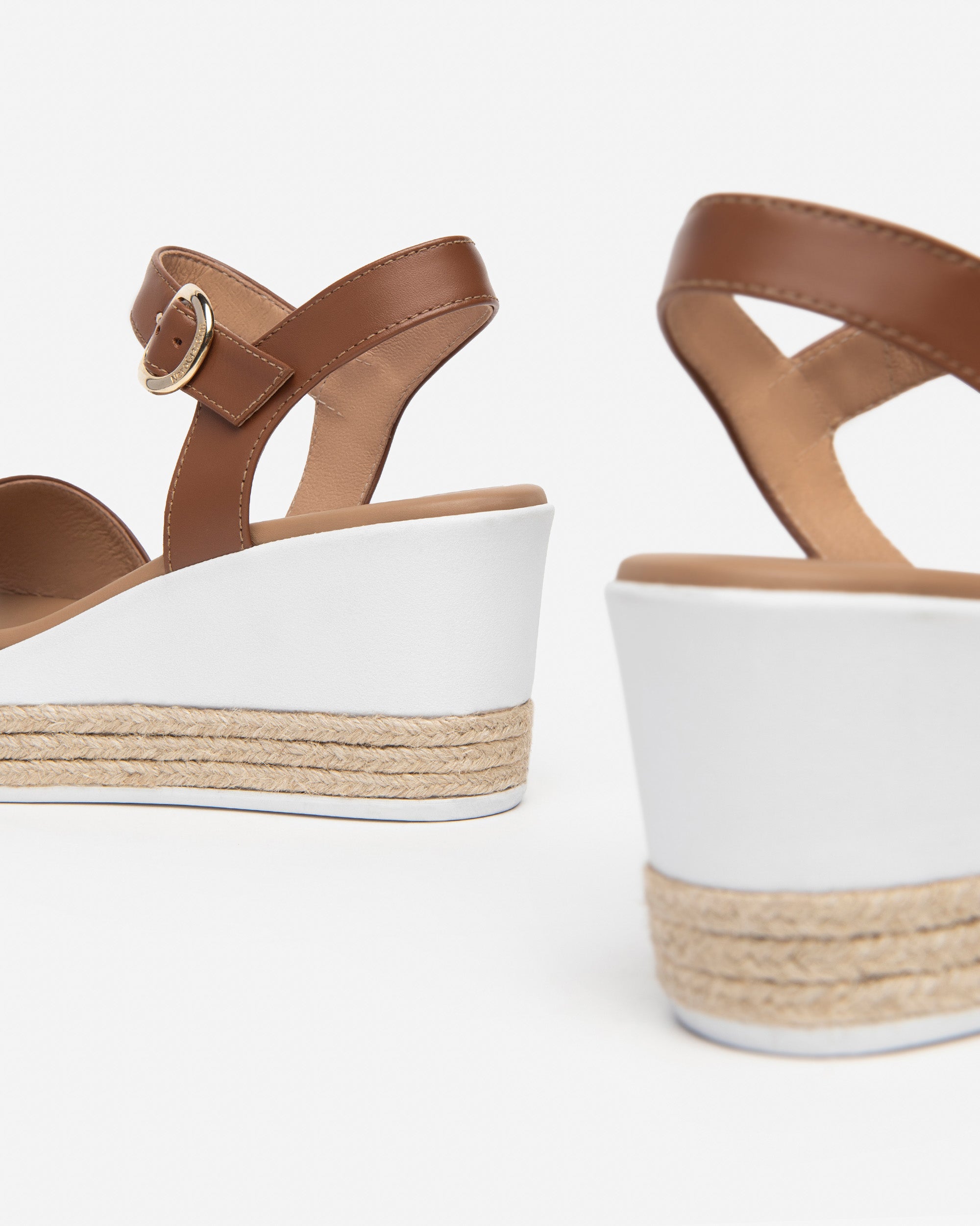 Nero Giardini Sandals sandales cuir femme été