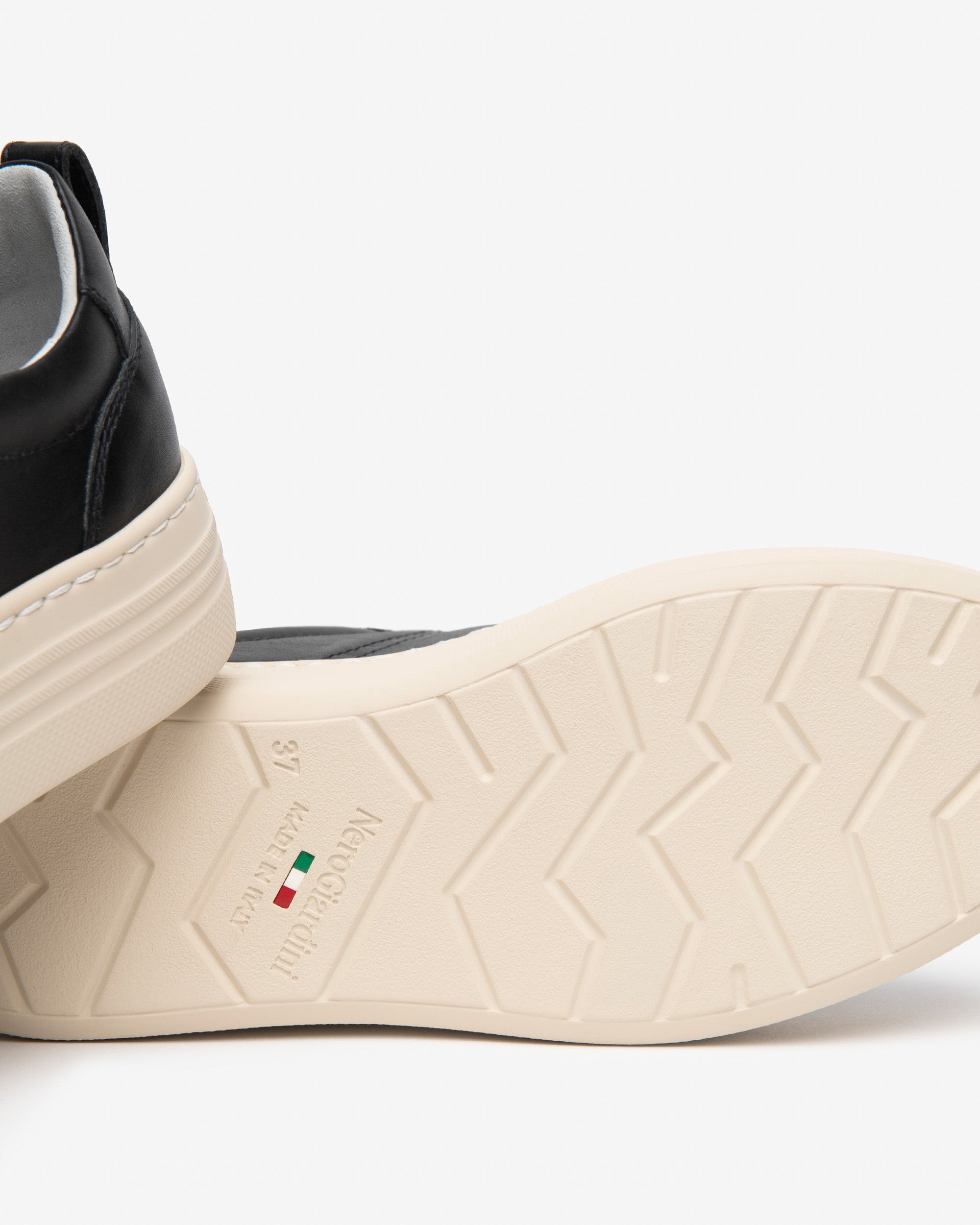 Nero Giardini Sneakers basket cuir femme plateforme 40 mm