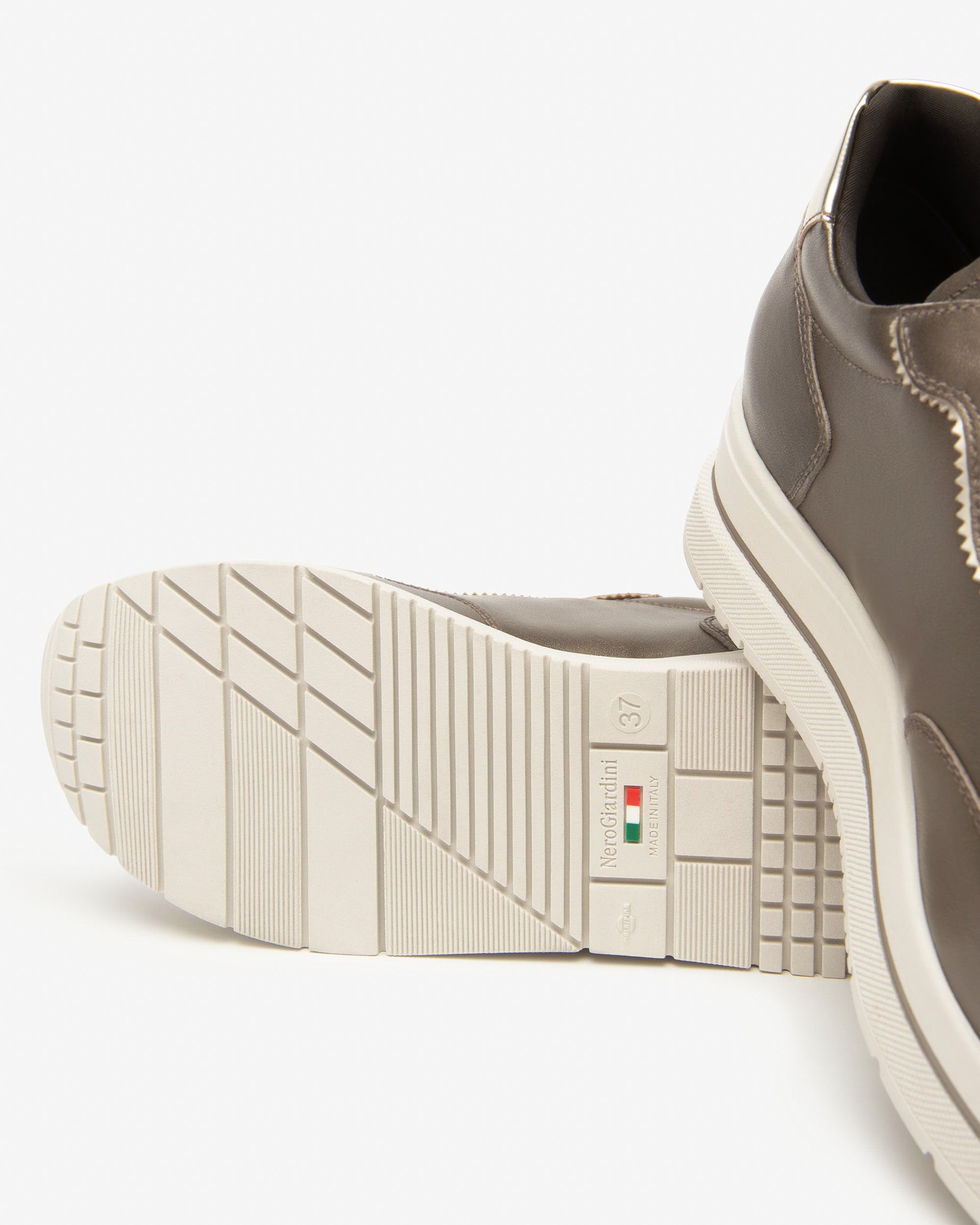 Nero Giardini Sneakers basket cuir femme hiver memory