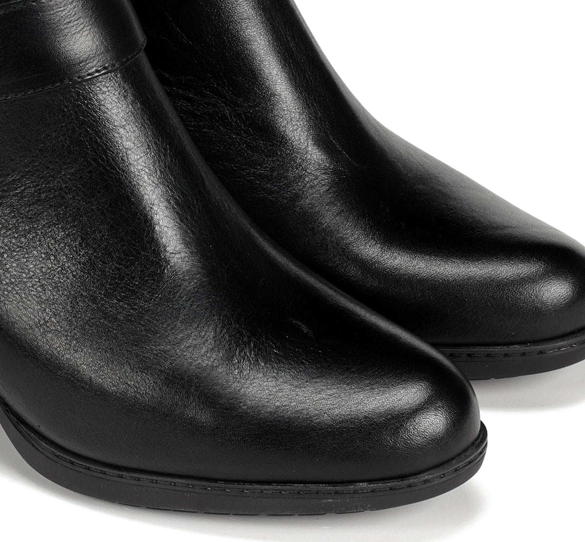 Fluchos Dorking Evelyn D9111 bottine noire talon haut