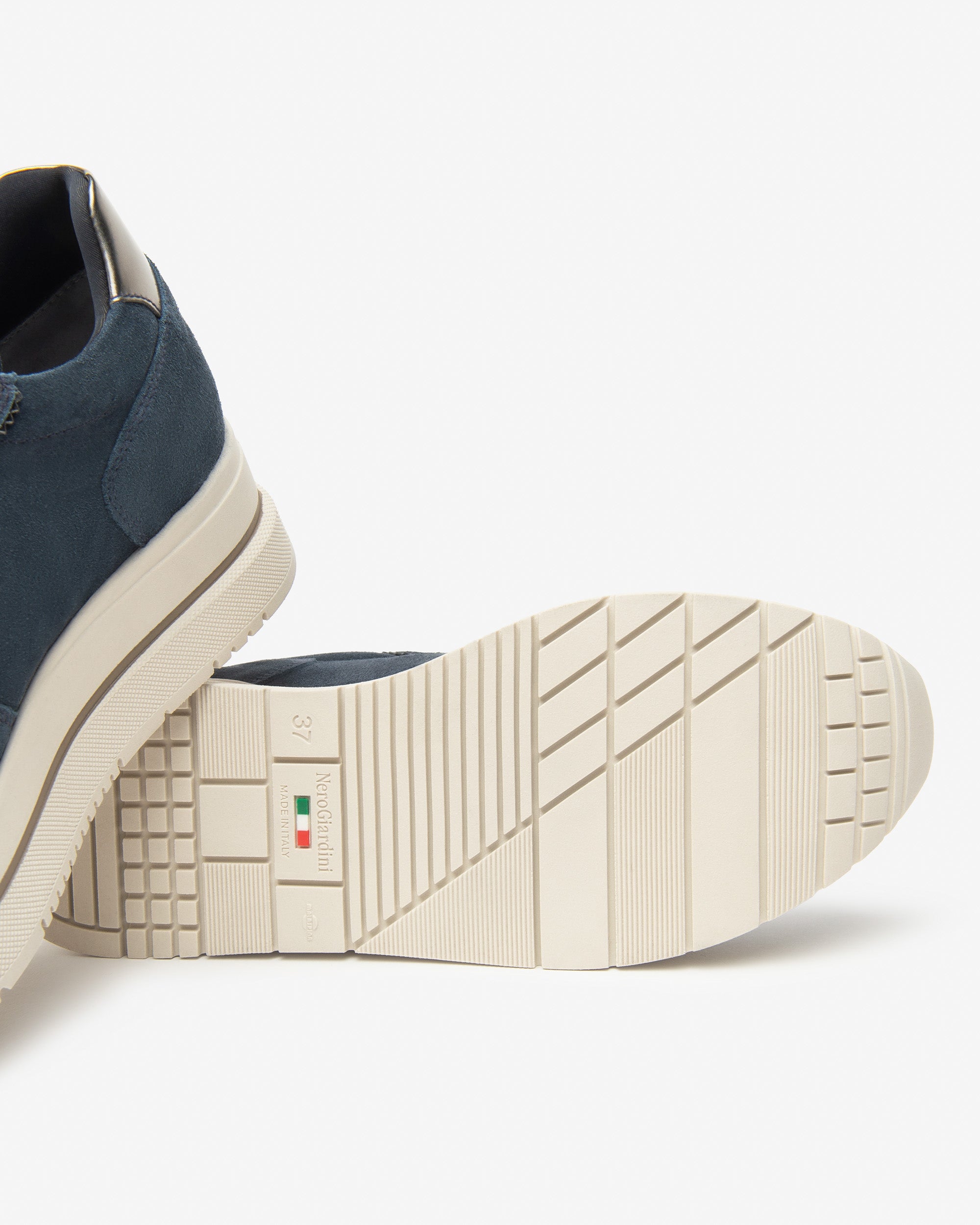 Nero Giardini Sneakers baskets femme daim technique