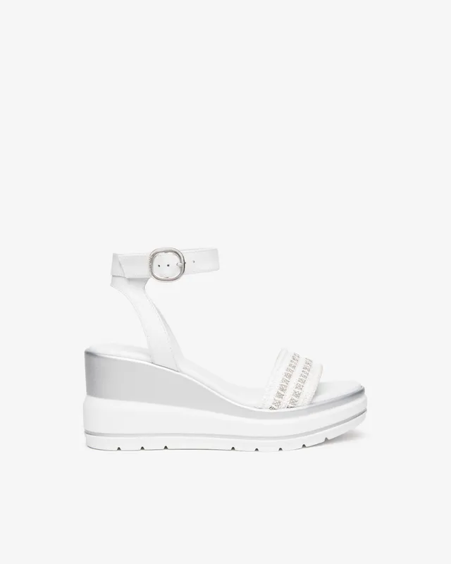 Nero Giardini Slippers mules cuir femme tissu confort