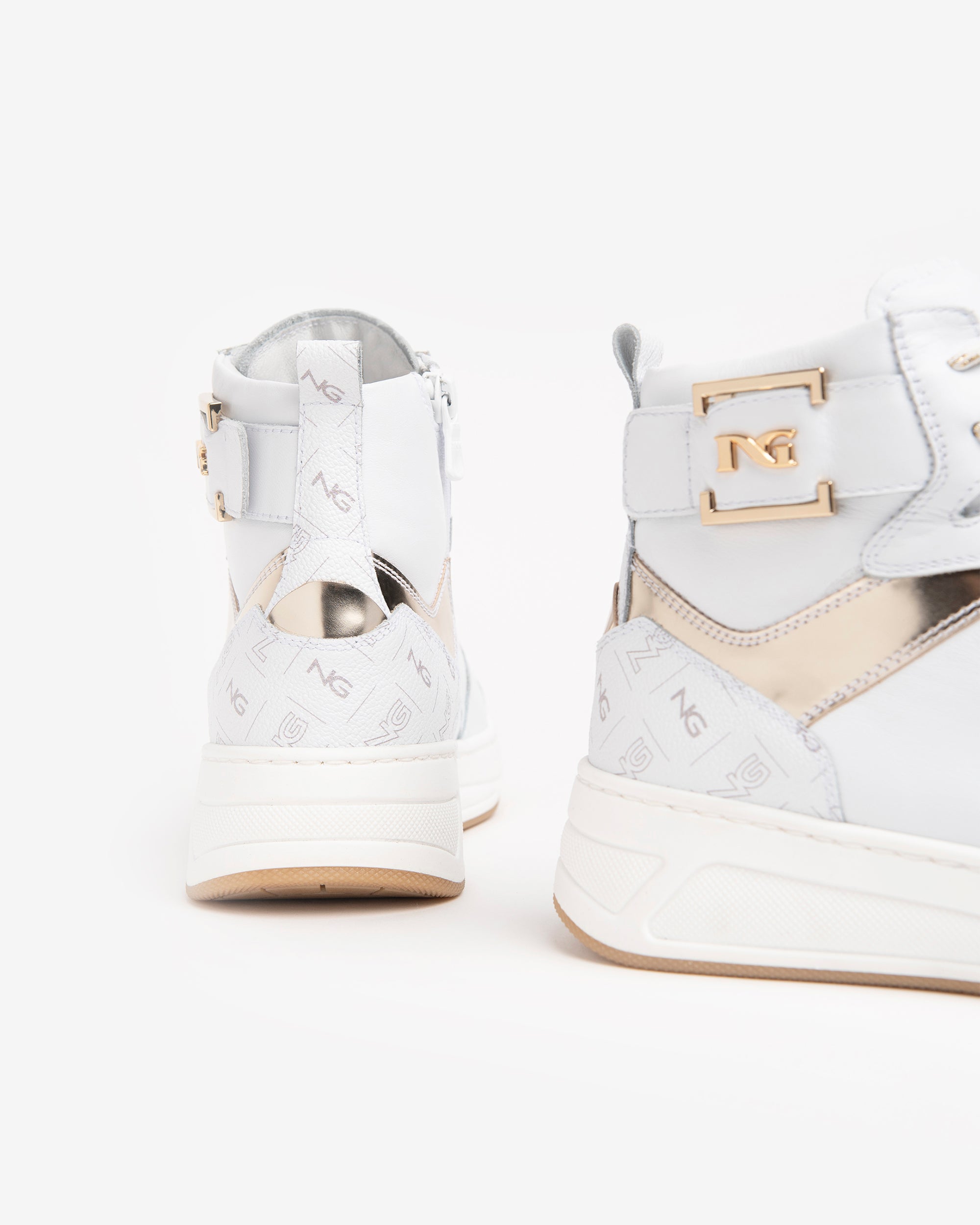 Nero Giardini Sneakers baskets cuir femme montantes monogramme