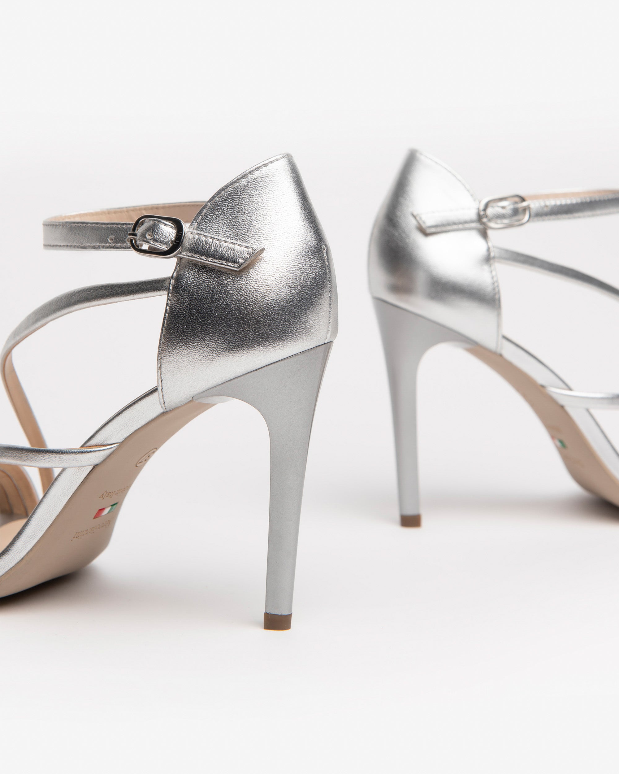Nero Giardini Sandals sandales cuir femme élégantes été