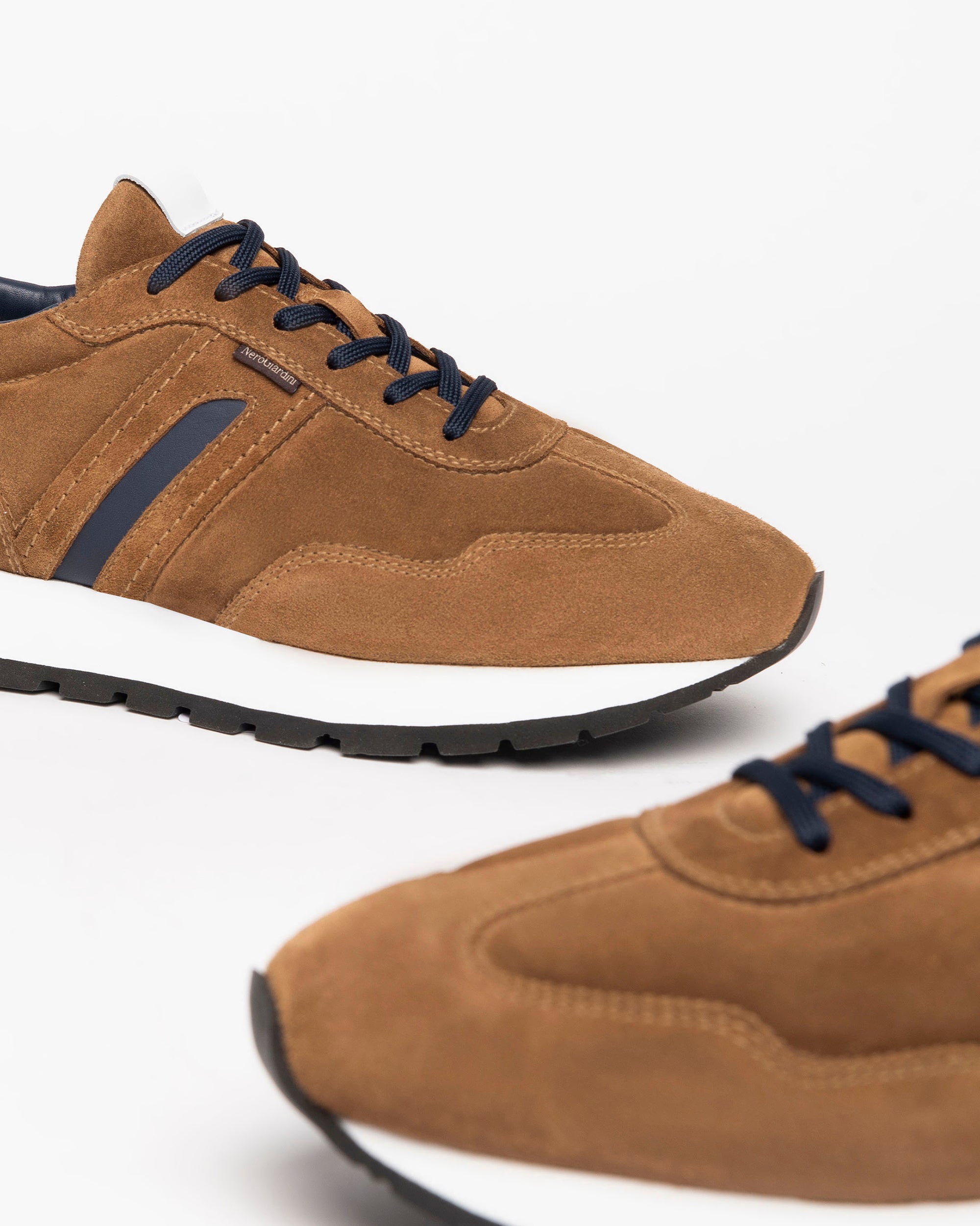 Nero Giardini Sneakers baskets daim homme made in Italy