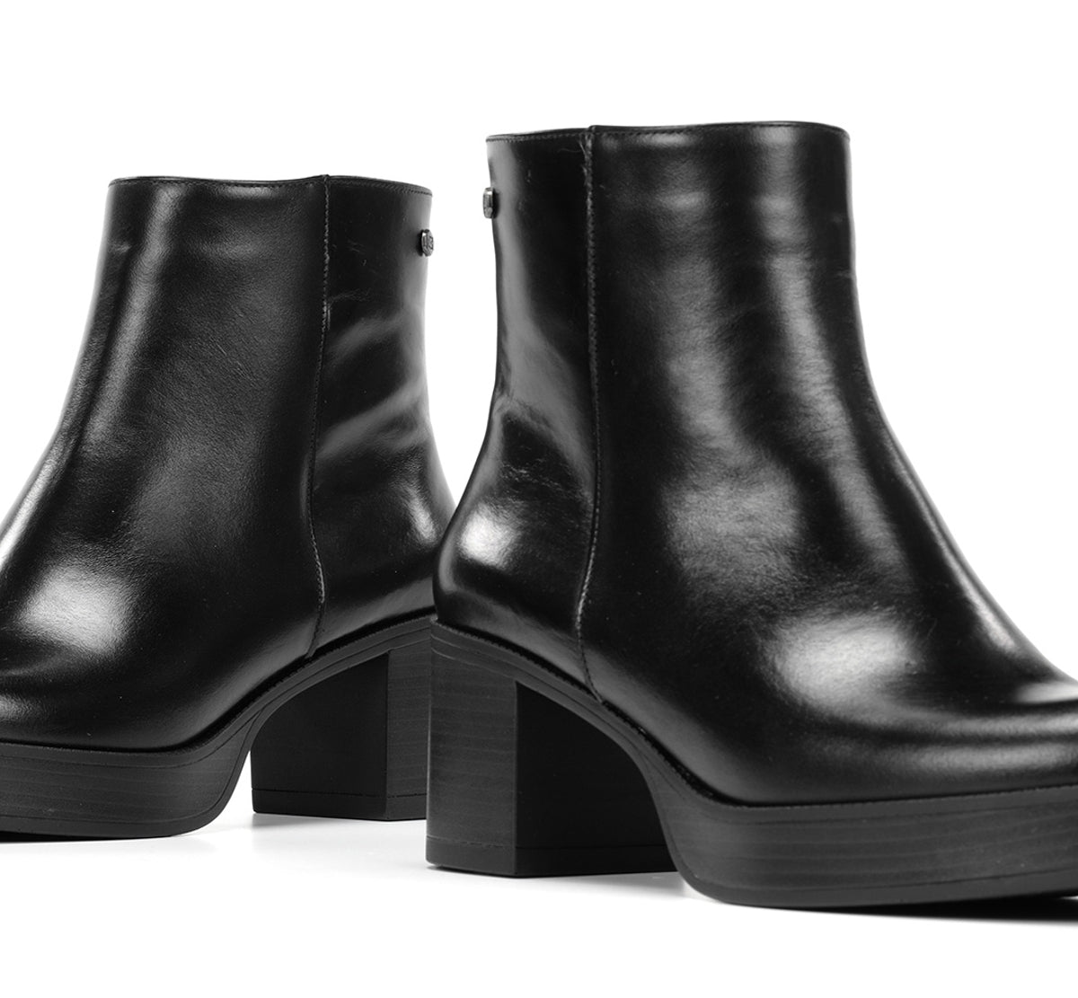 Dorking Bowy D9591 bottine noire talon femme