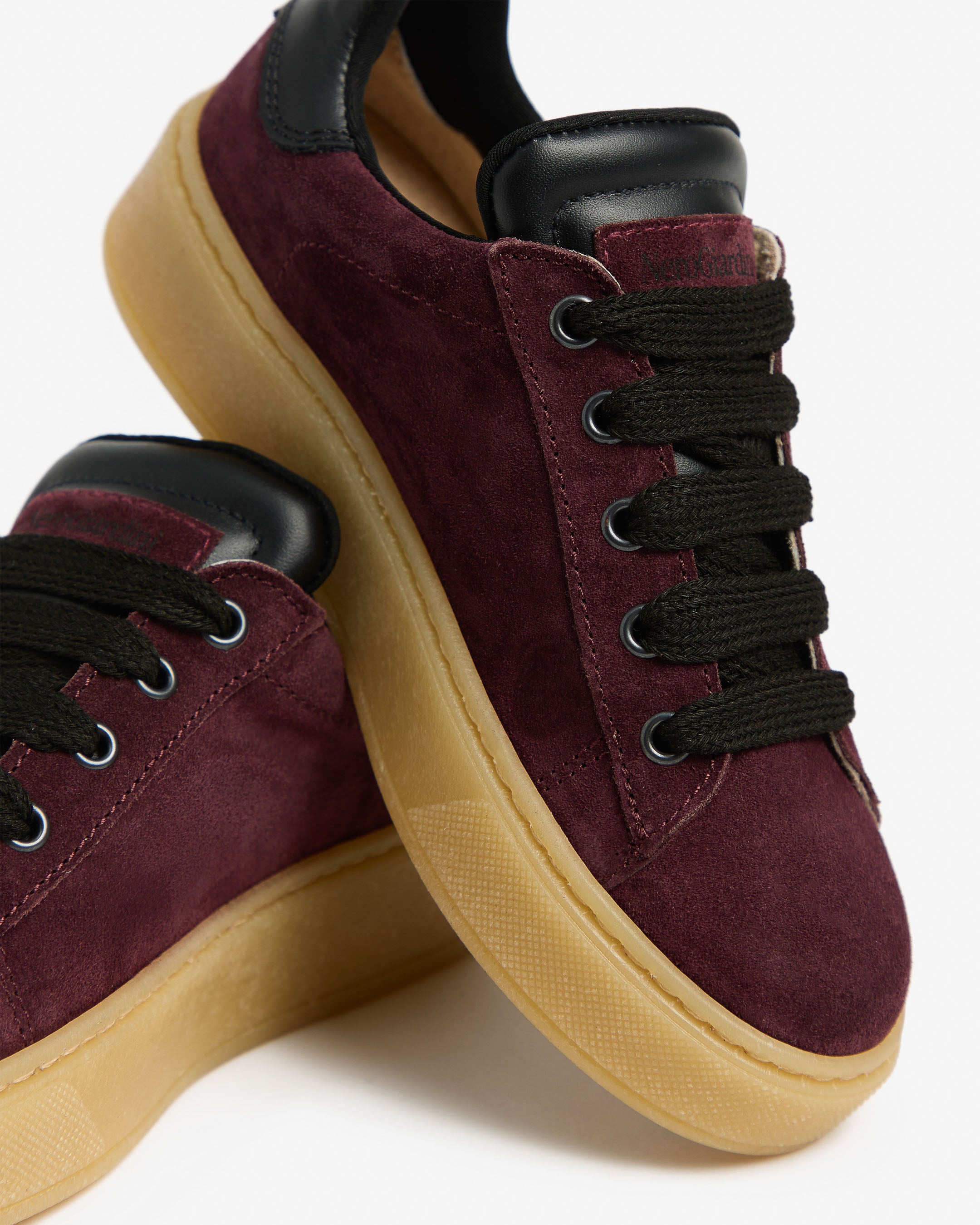Nero Giardini Sneakers baskets daim cuir fille