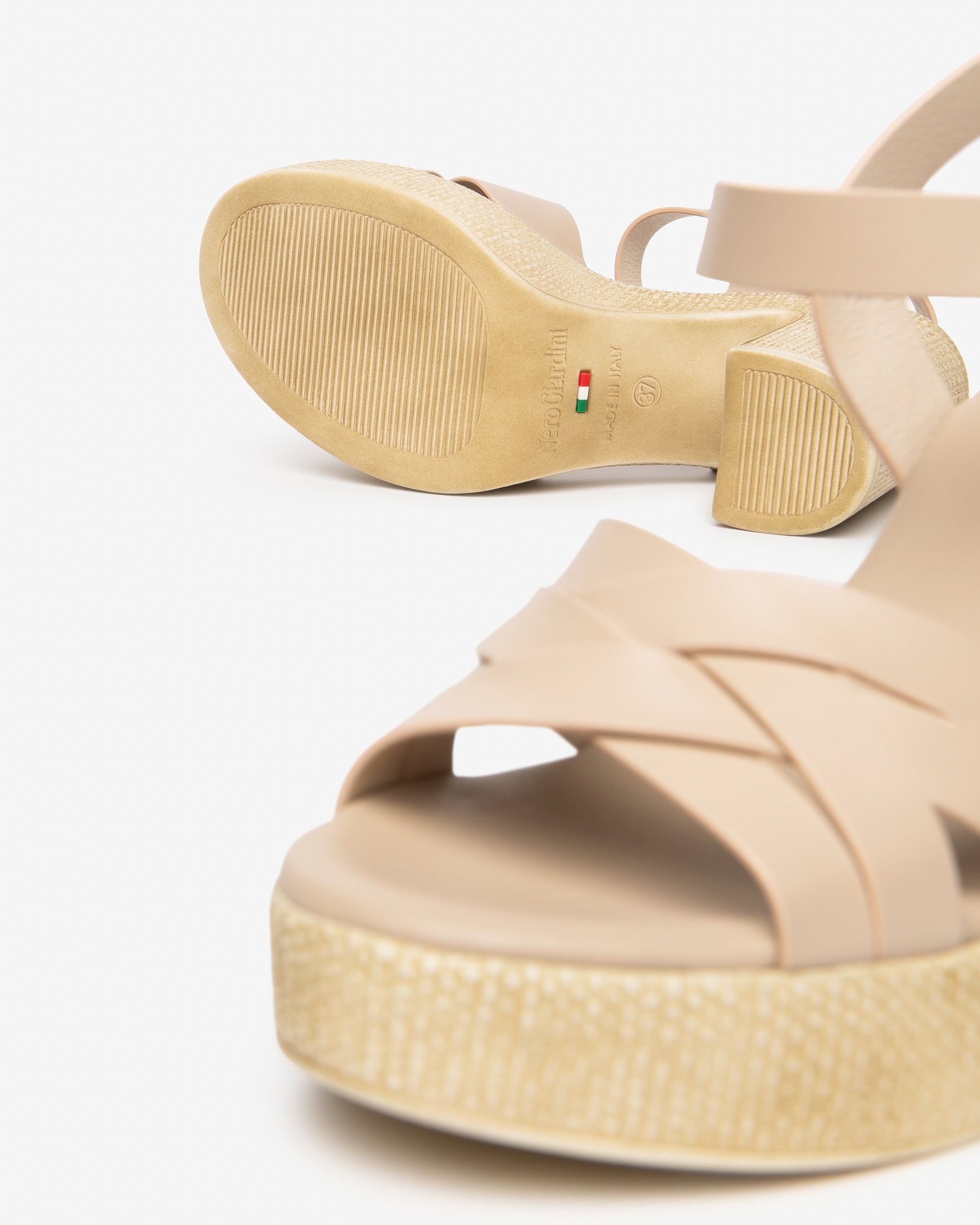 Nero Giardini Sandals sandales cuir femme été