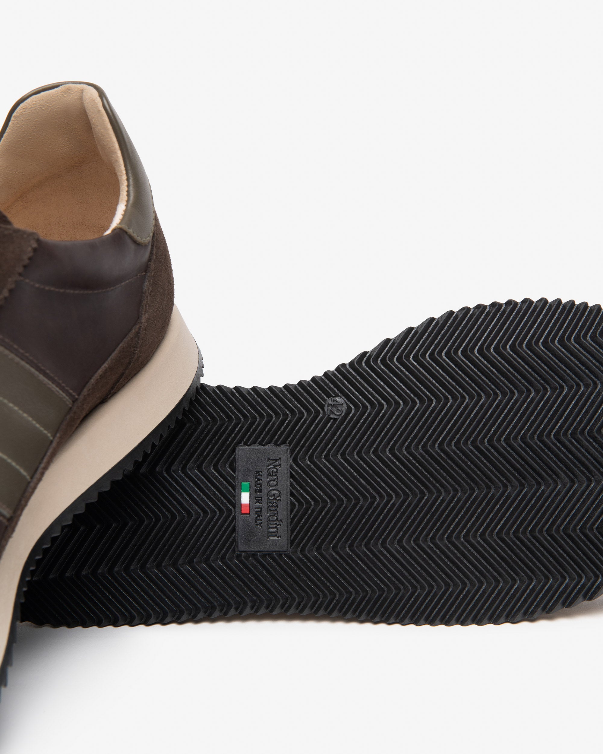 Nero Giardini Sneakers baskets cuir homme daim