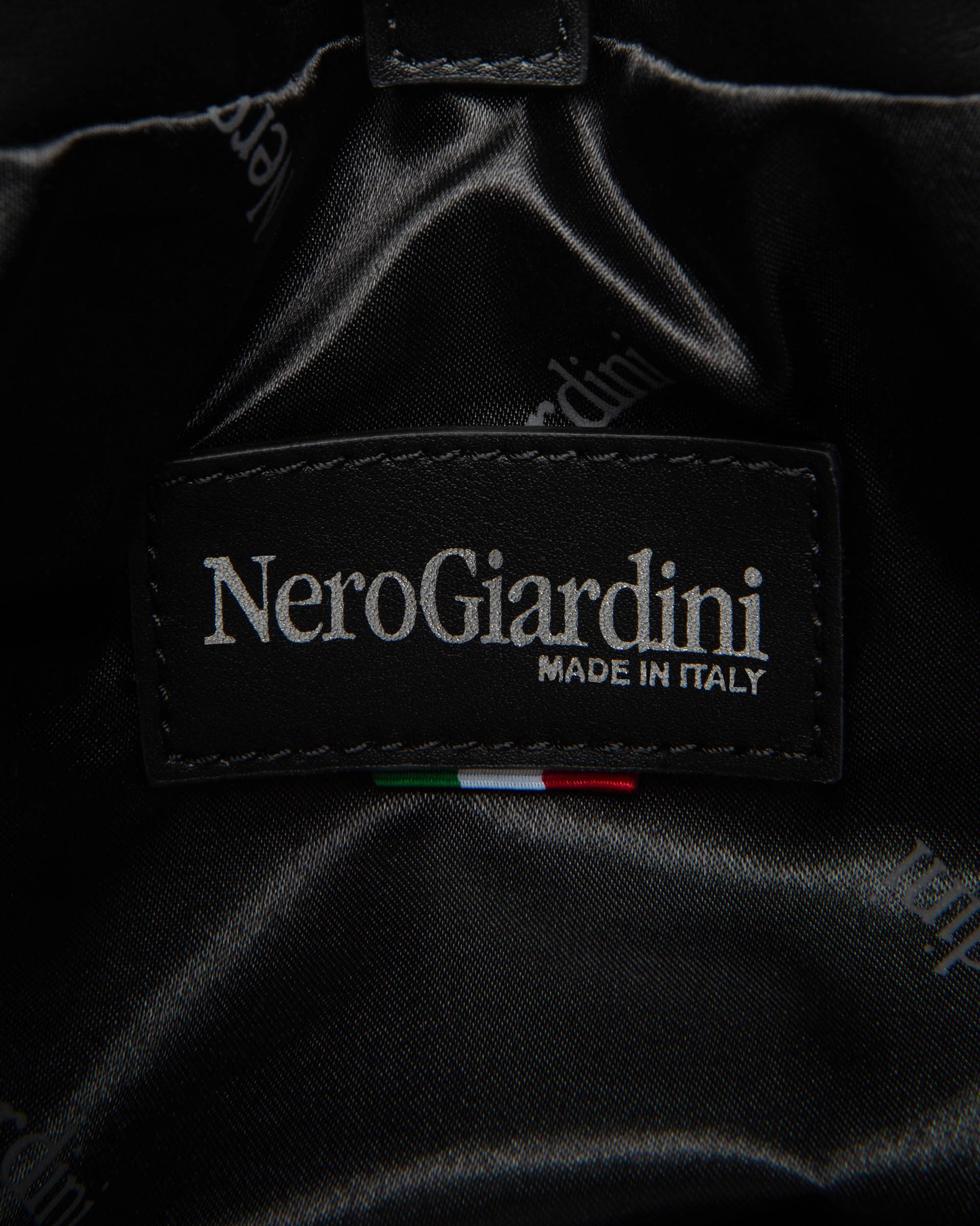 Nero Giardini Bags sac seau tissu technique femme