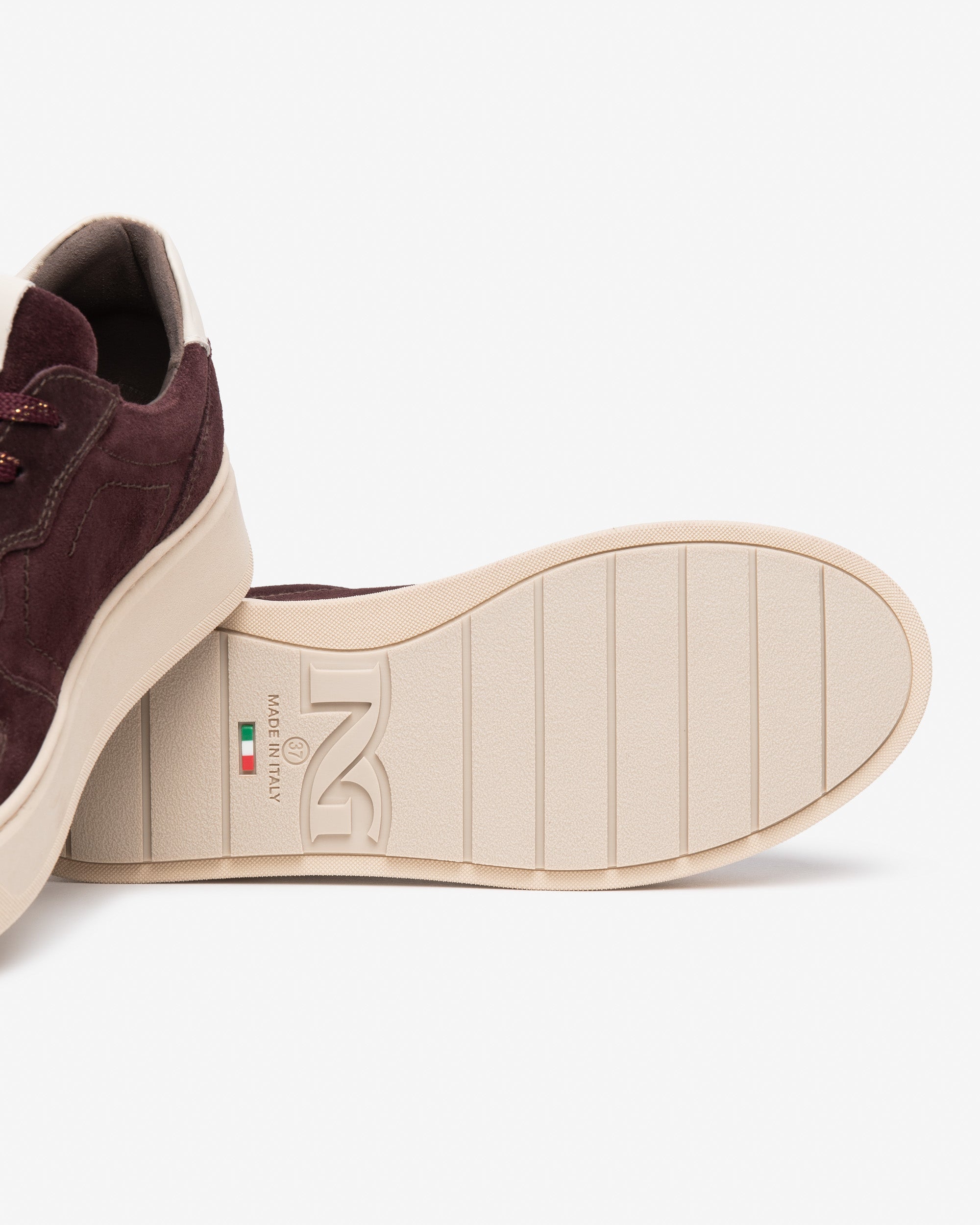 Nero Giardini Sneakers baskets daim femme plateforme 40 mm