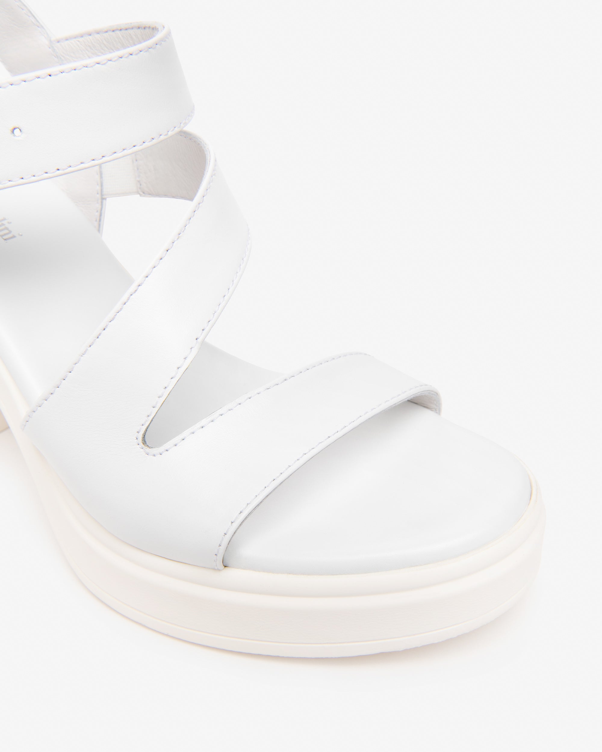 Nero Giardini Sandals sandales cuir femme pointure 38