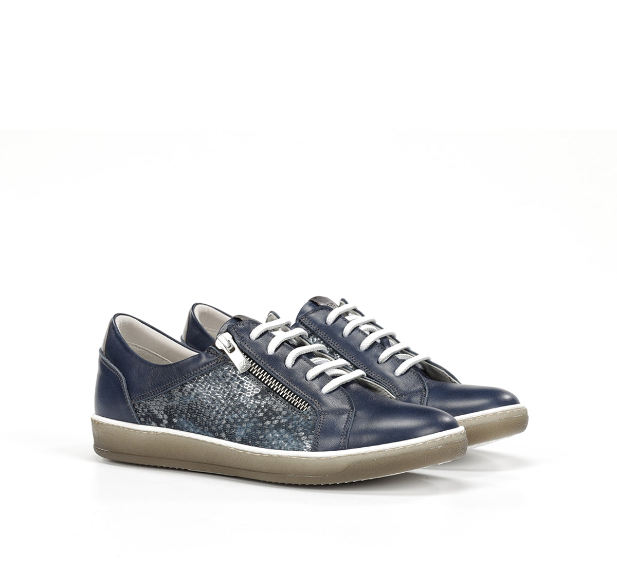 Dorking Karen D8506 baskets femme bleu sport