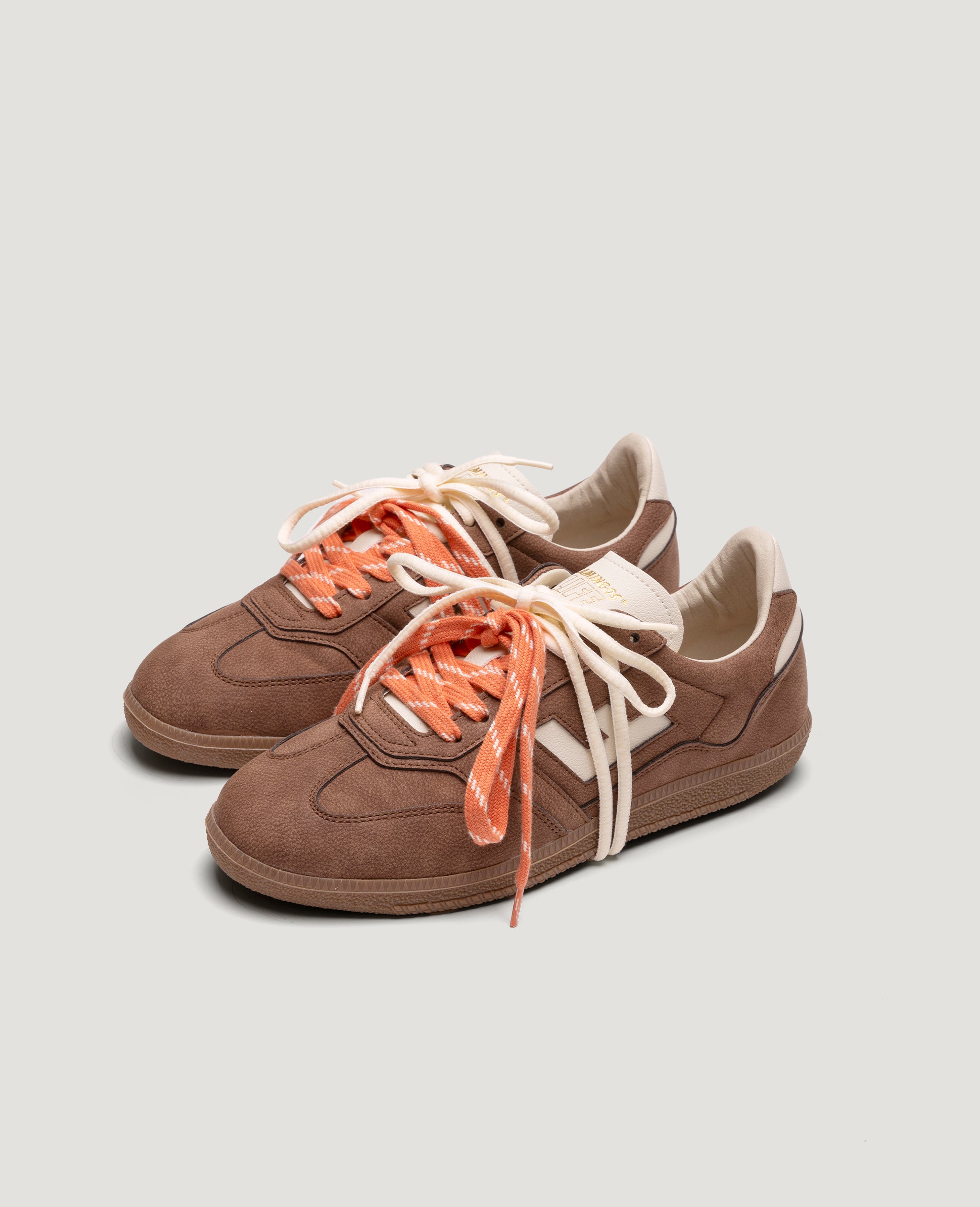 Flamingos Life Burela Slim Nobuck baskets cacao vegan