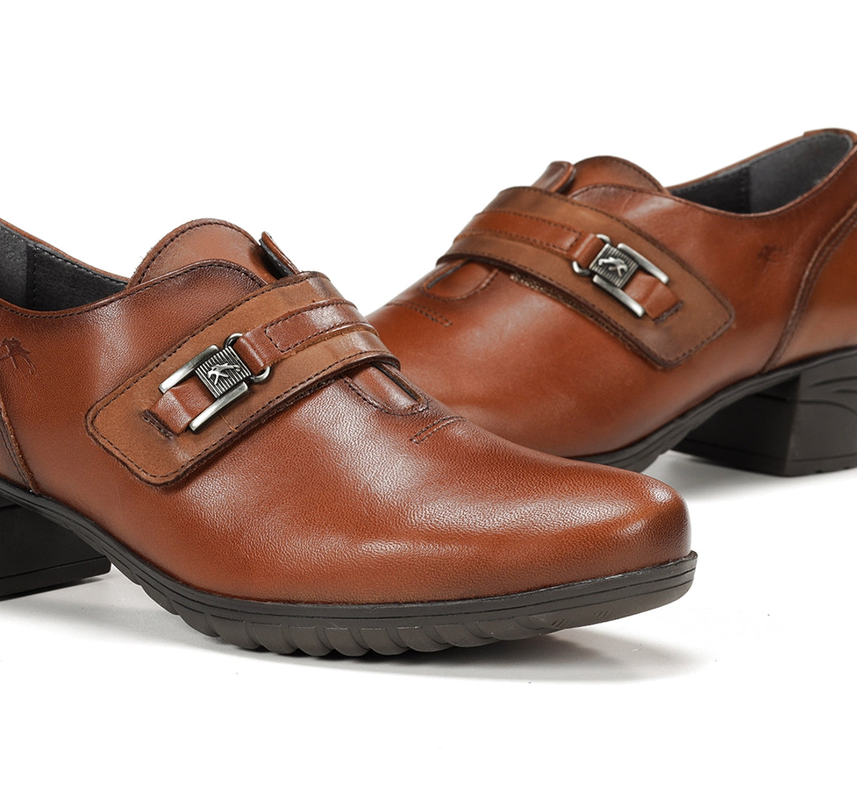 Fluchos Charis F0587 chaussures femme marron talon moyen