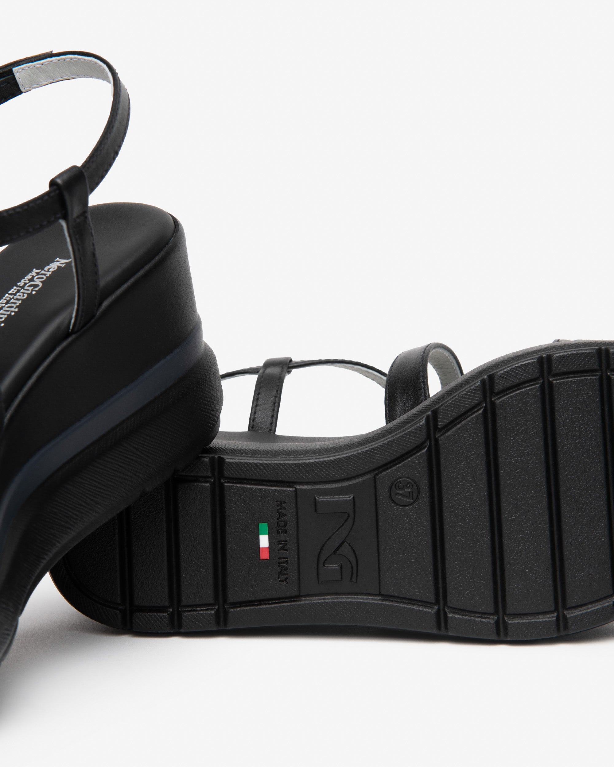 Nero Giardini Sandals sandales cuir femme été
