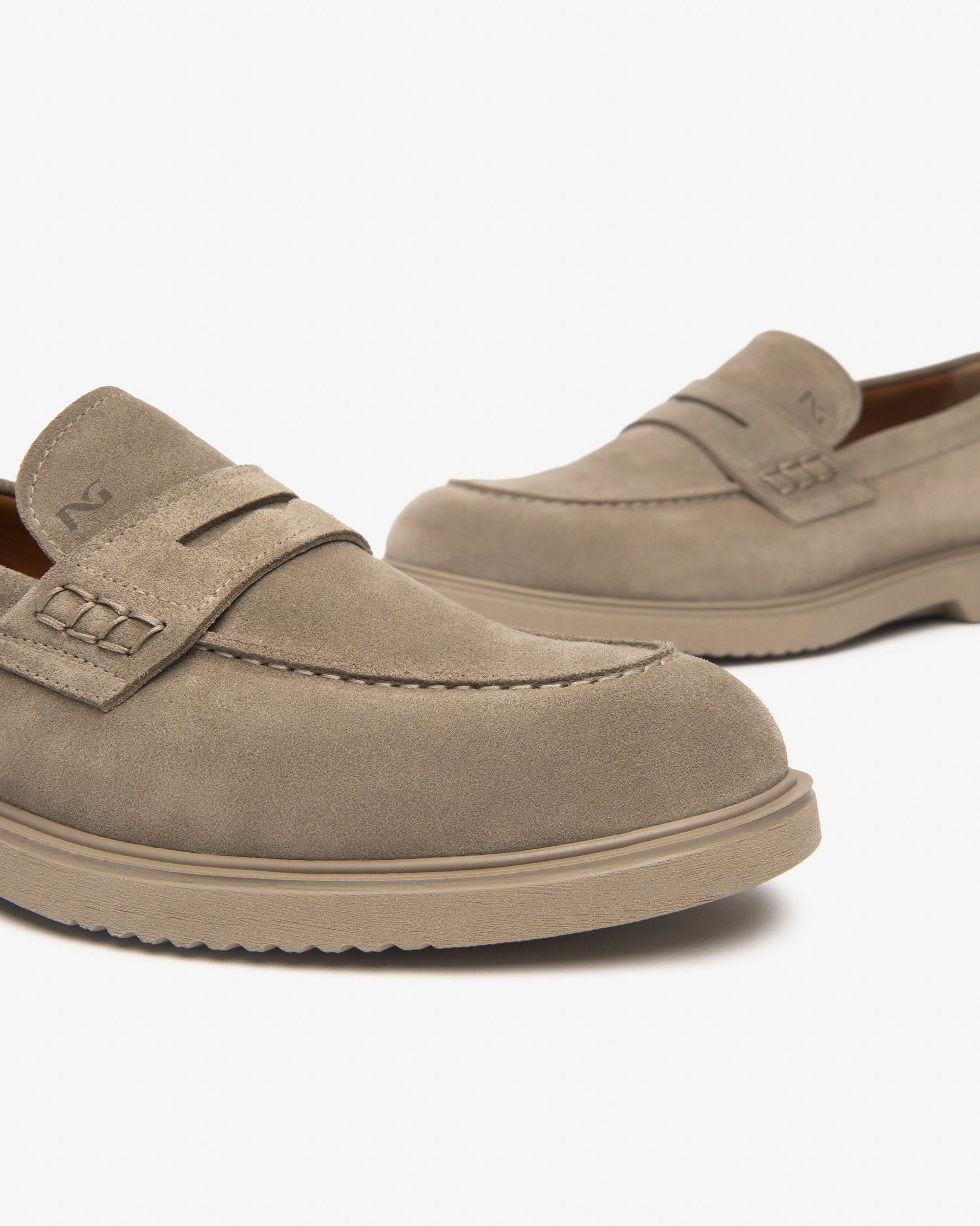 Nero Giardini Loafers mocassins daim homme