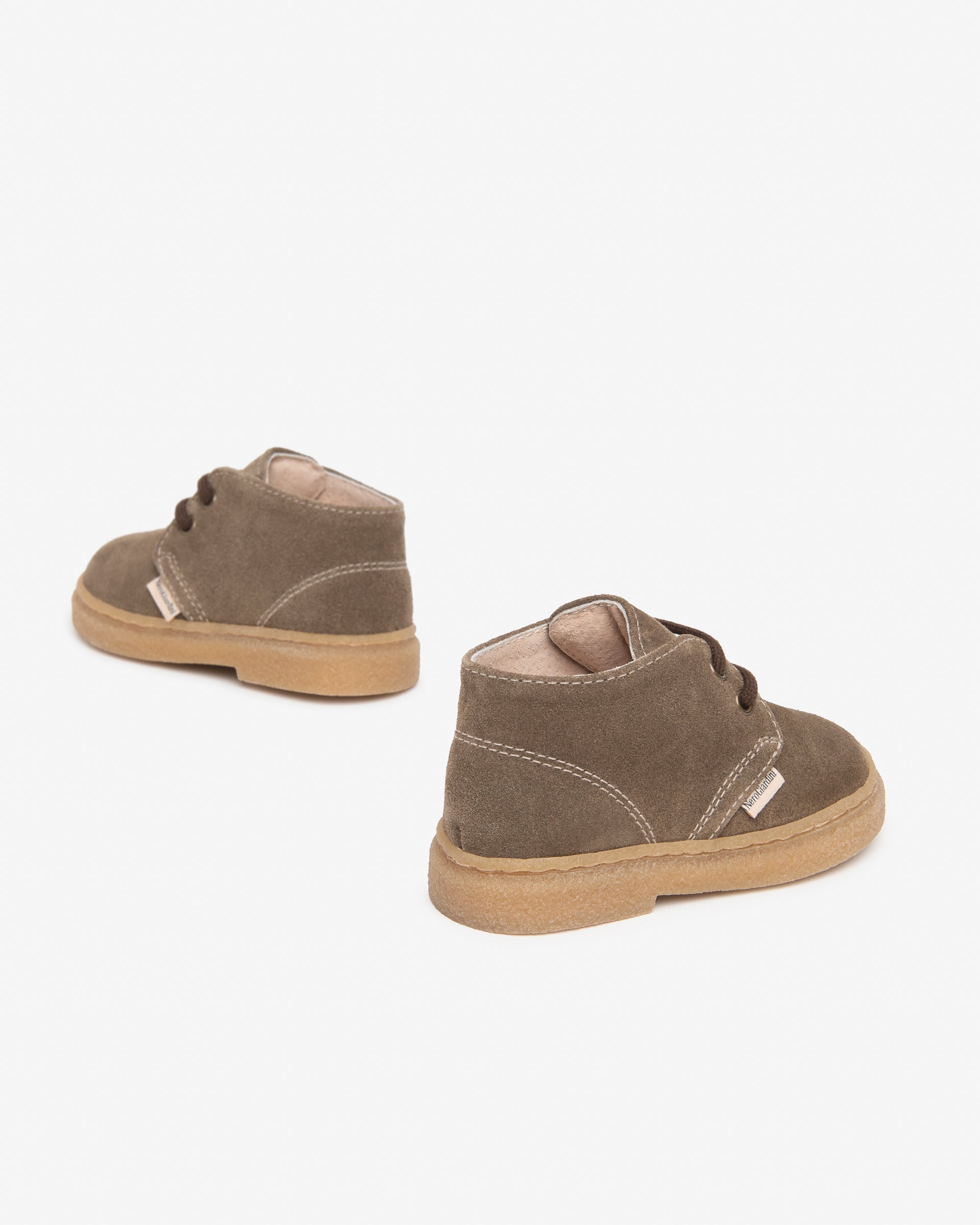Nero Giardini Boots desert boots daim garçon à lacets