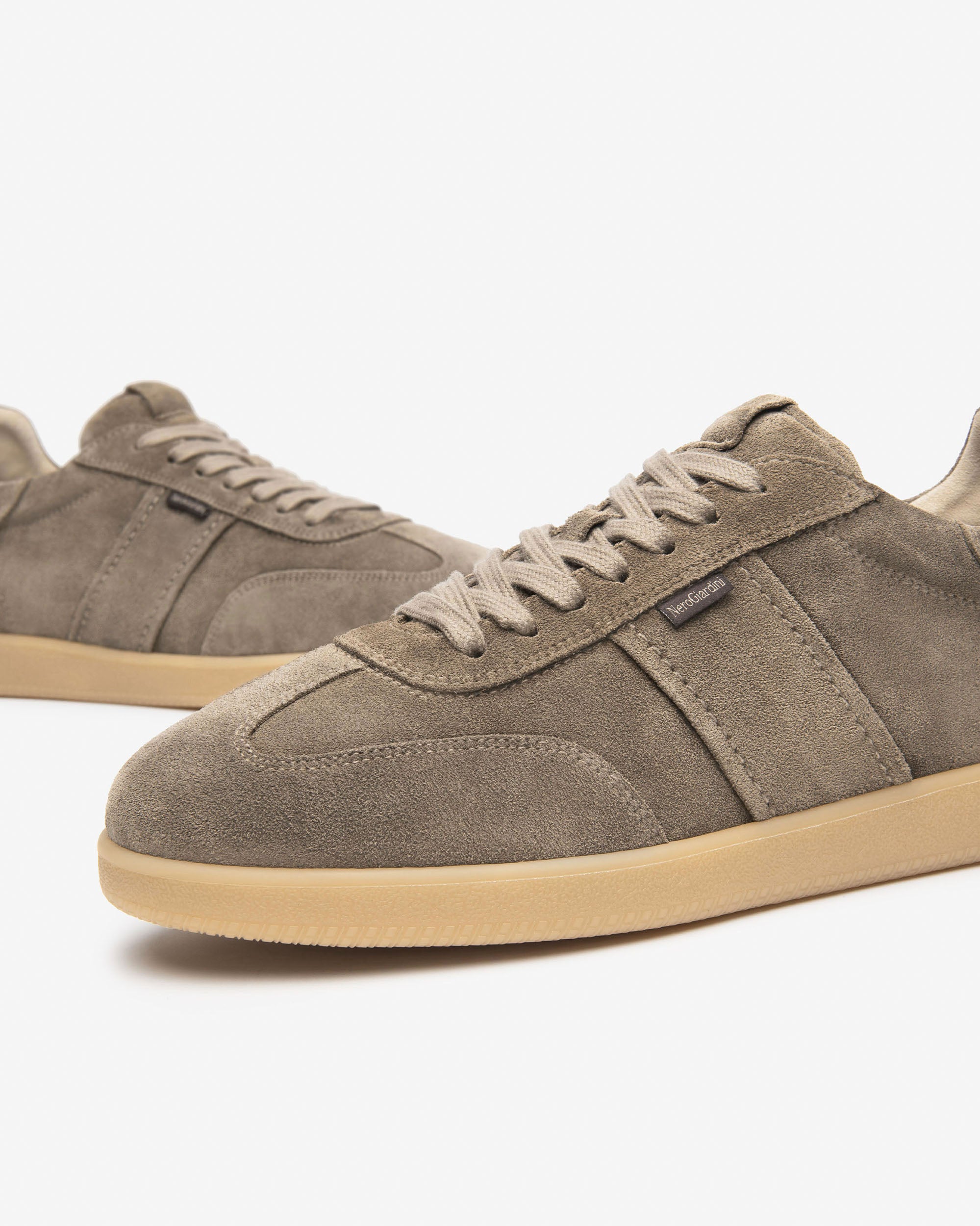 Nero Giardini Sneakers basket homme suède pointure 42