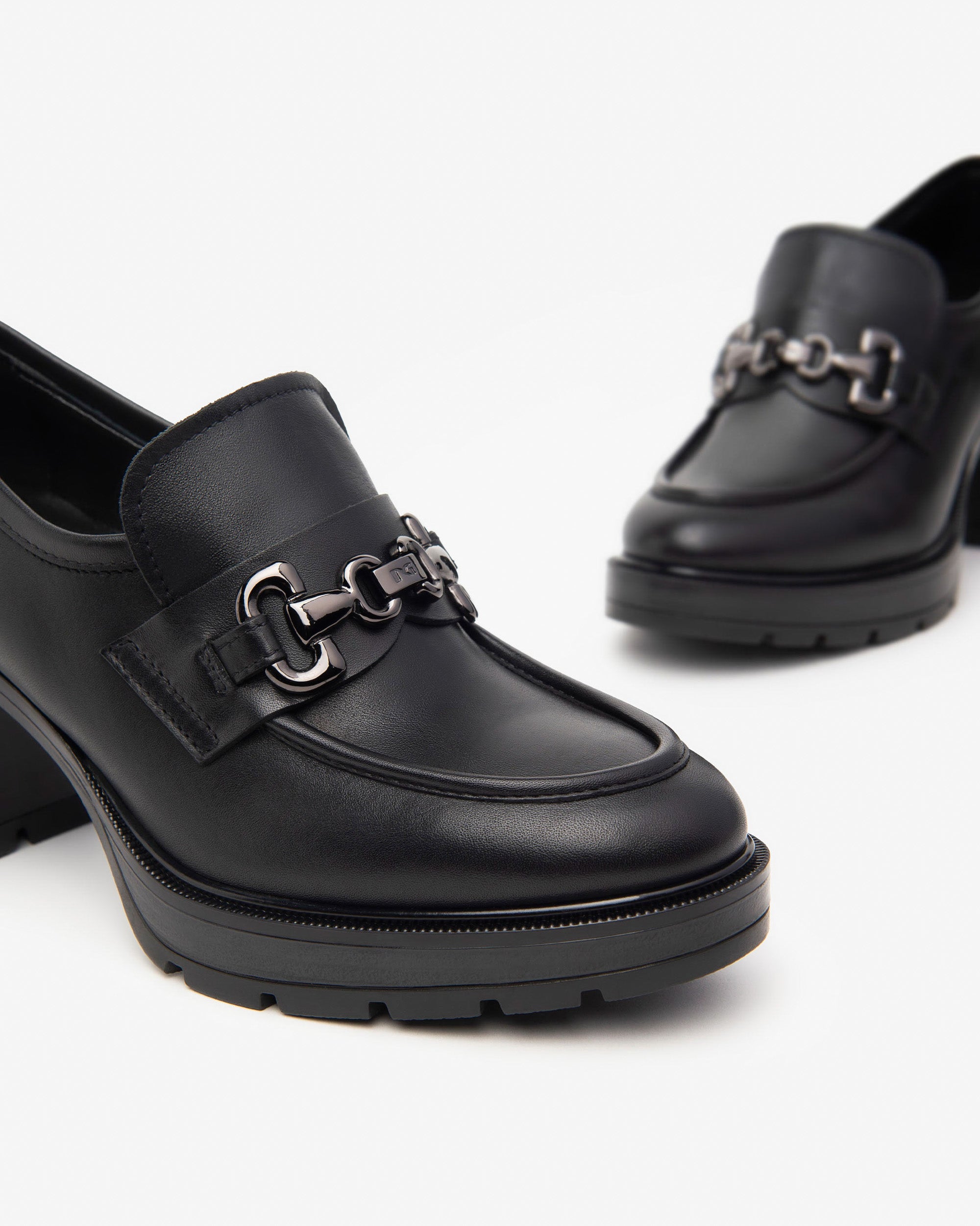 Nero Giardini Loafers mocassins cuir femme bureau