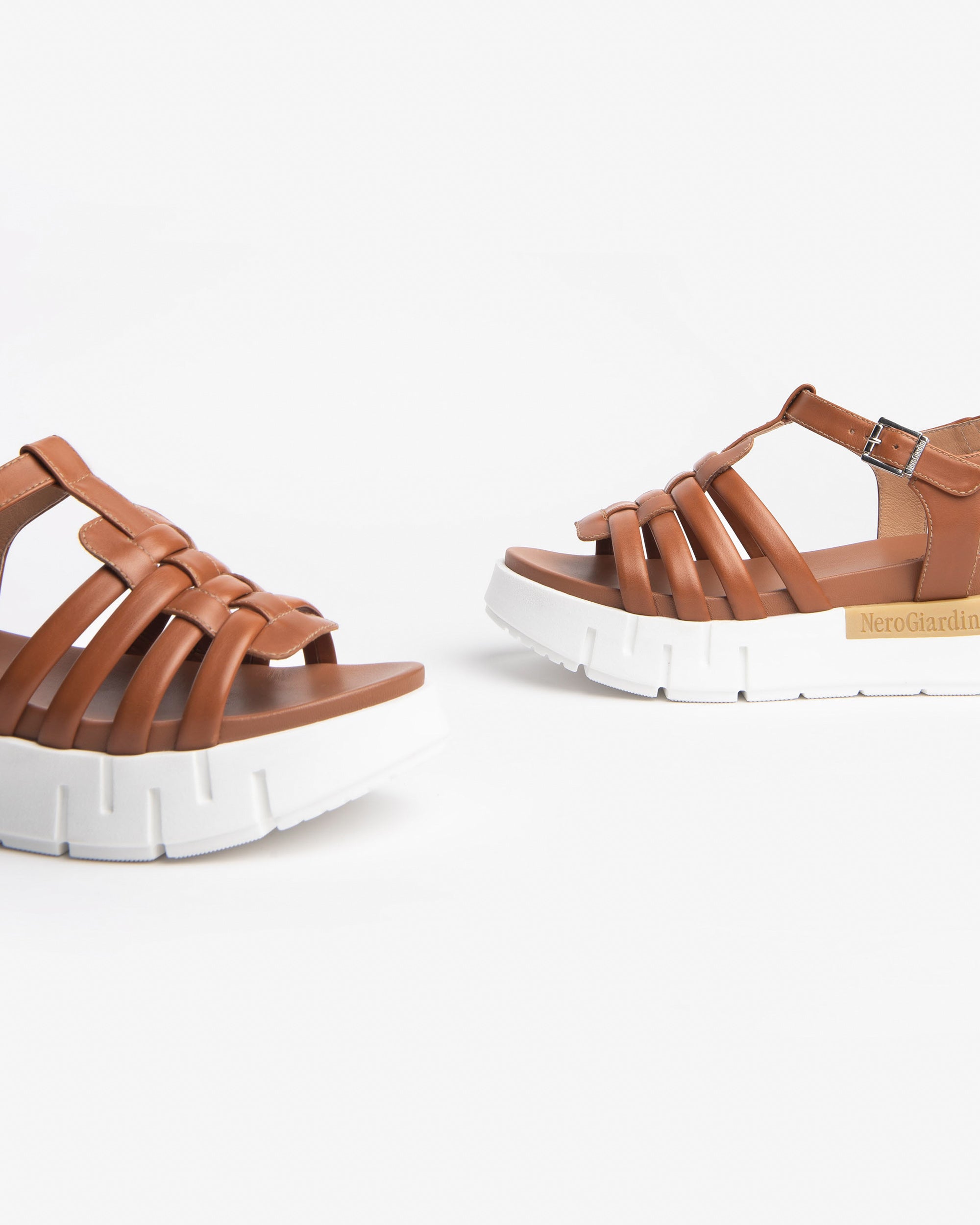 Nero Giardini Sandals sandales cuir femme