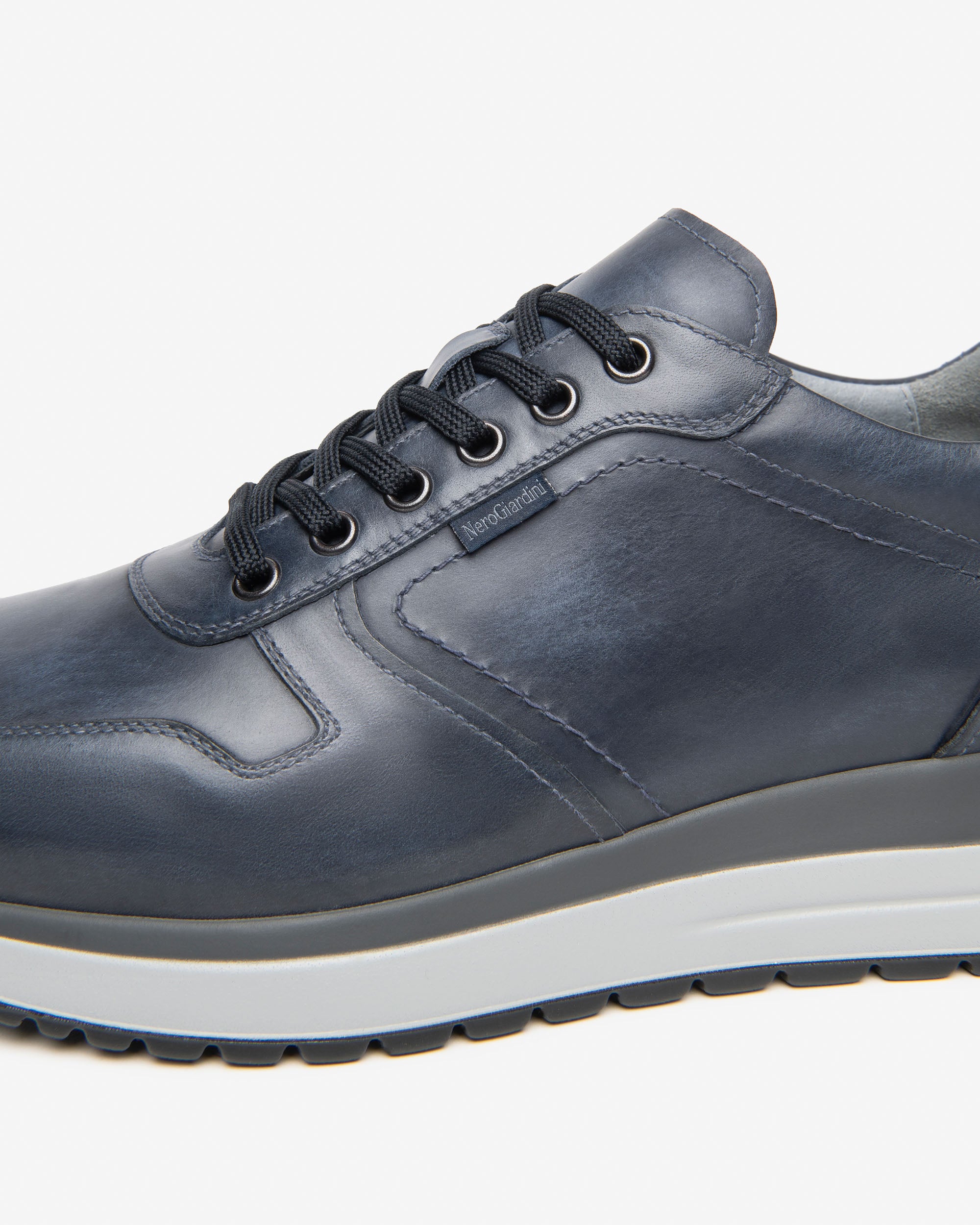 Nero Giardini Sneakers baskets cuir homme à lacets