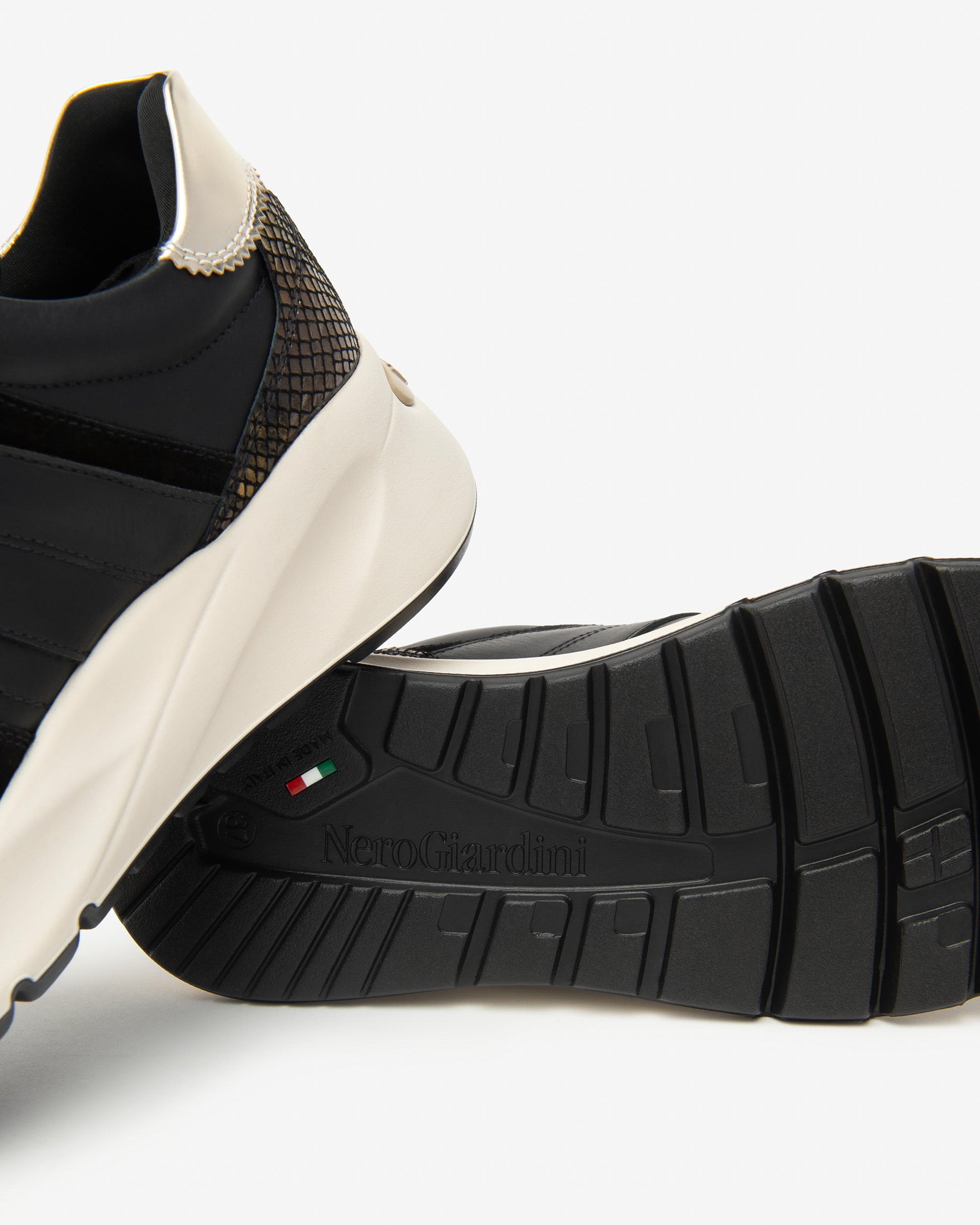 Nero Giardini Sneakers baskets daim cuir memory femme