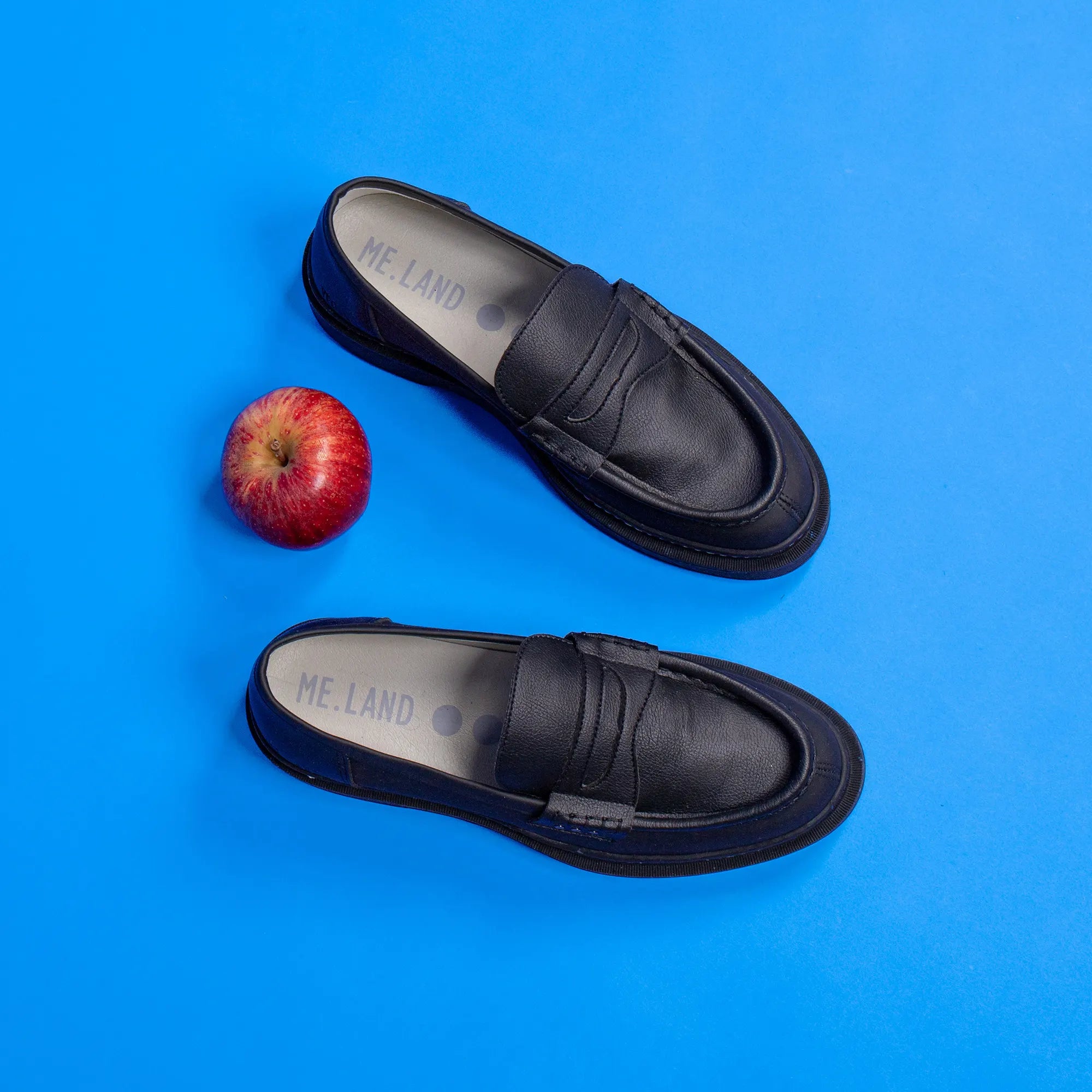 Me.Land Rando mocassin vegan cuir pomme noir