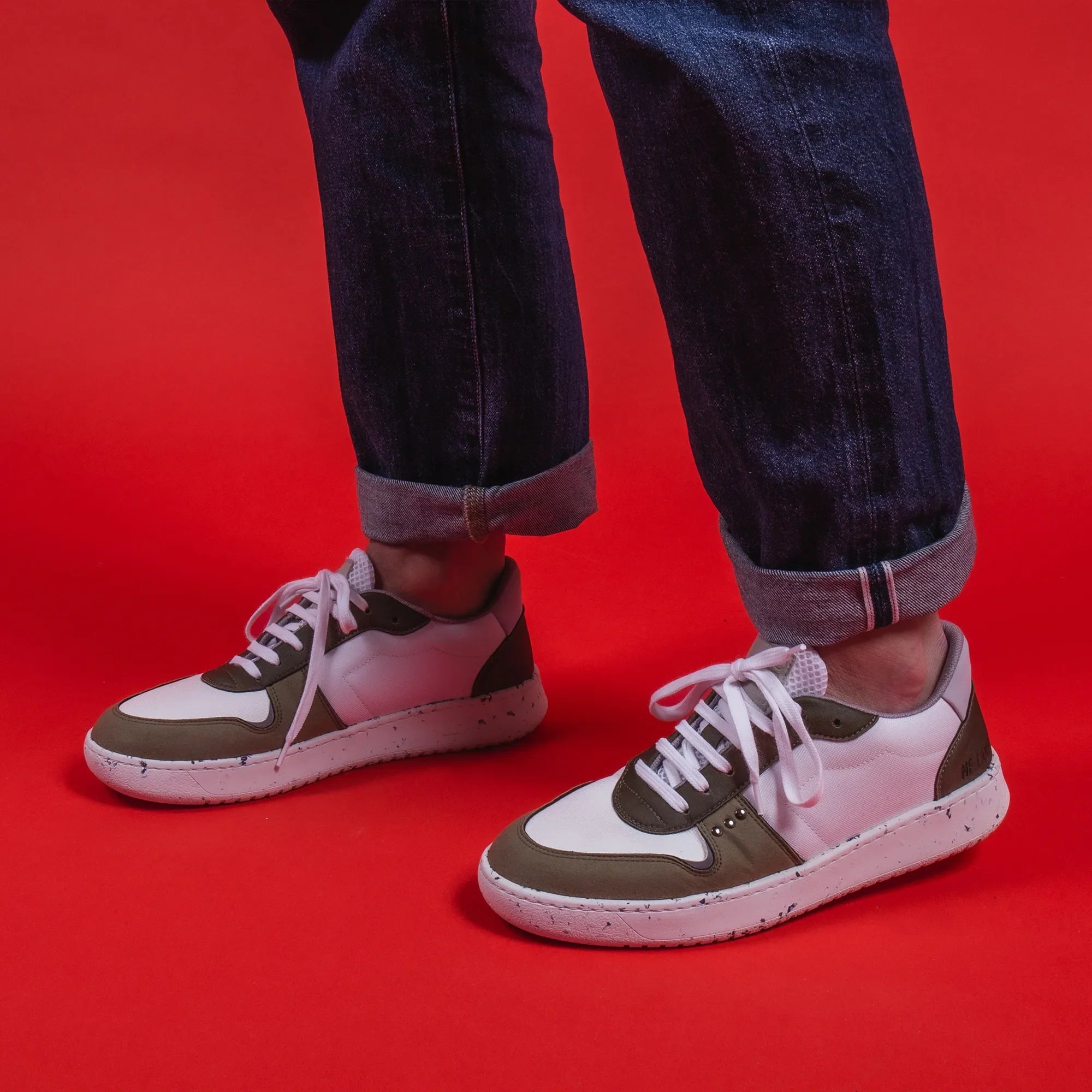 Me.Land Evan baskets vegan blanc kaki nylon recyclé