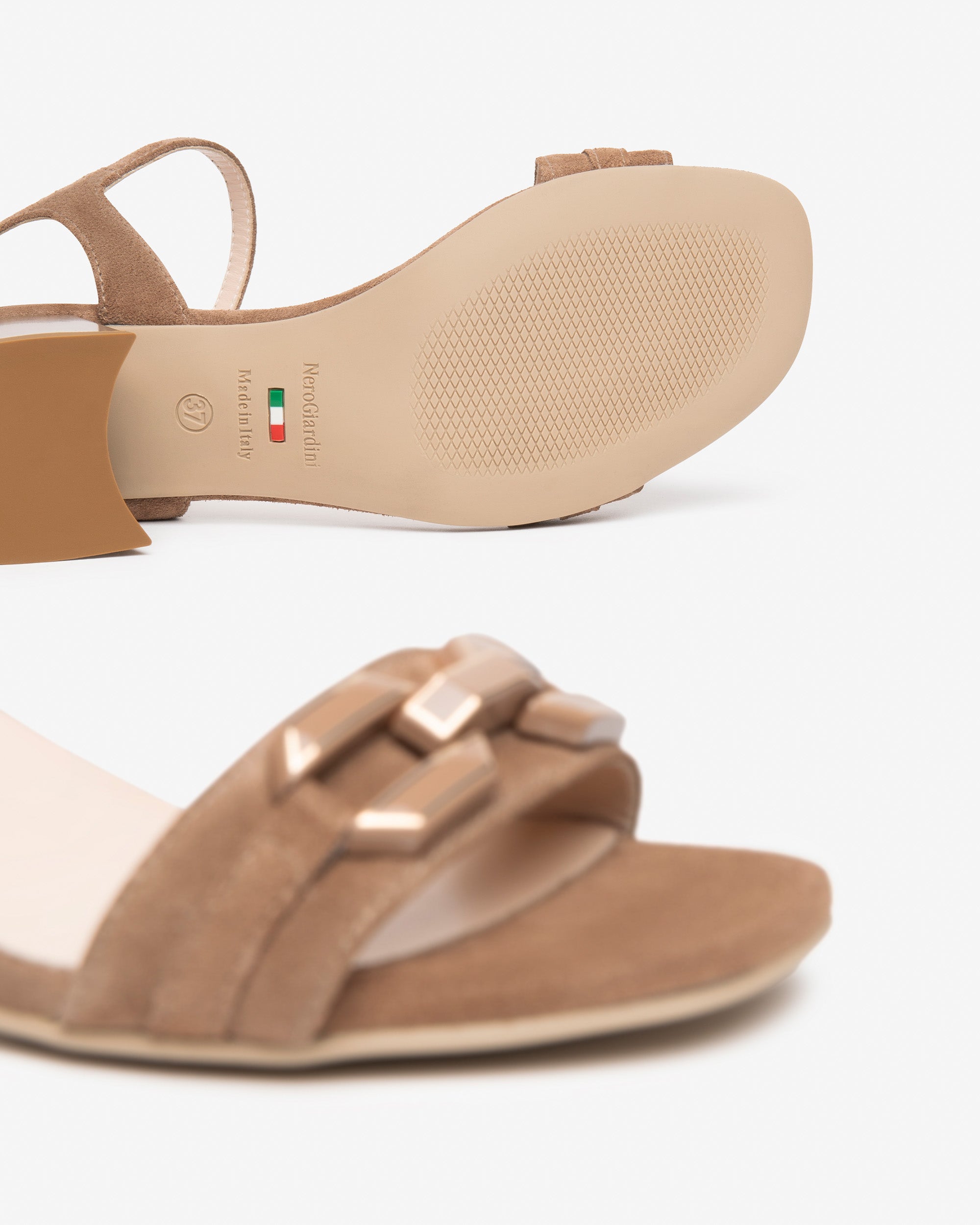 Nero Giardini Sandals Sandales Femme Cuir Pointure 38