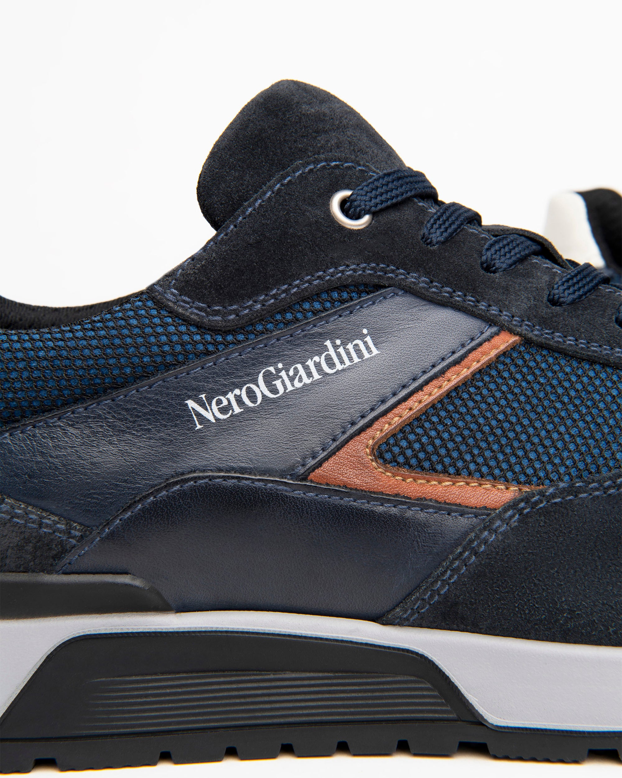 Nero Giardini Sneakers baskets daim homme hiver