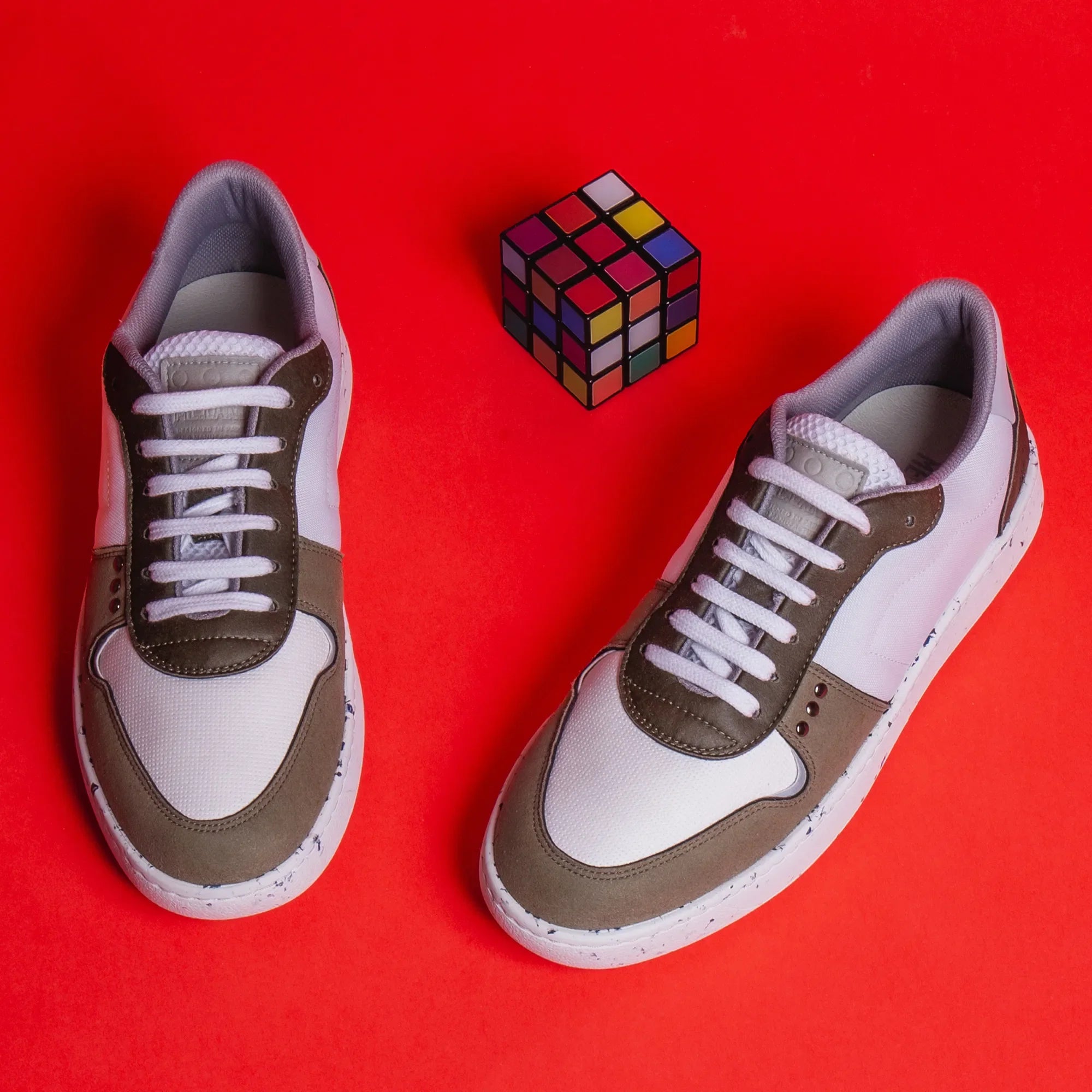 Me.Land Evan baskets vegan blanc kaki nylon recyclé