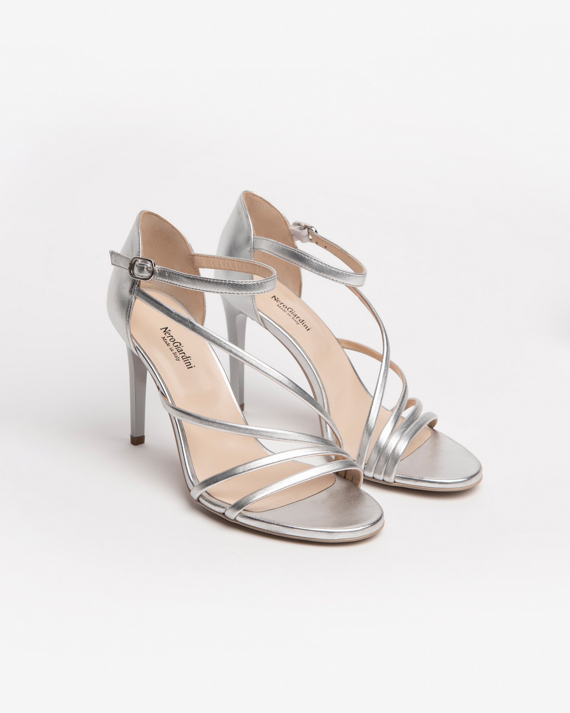Nero Giardini Sandals sandales cuir femme élégantes été