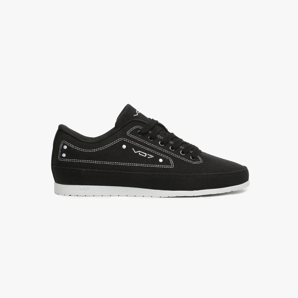 VO7 Yacht 10 BK sneaker noire coutures blanches