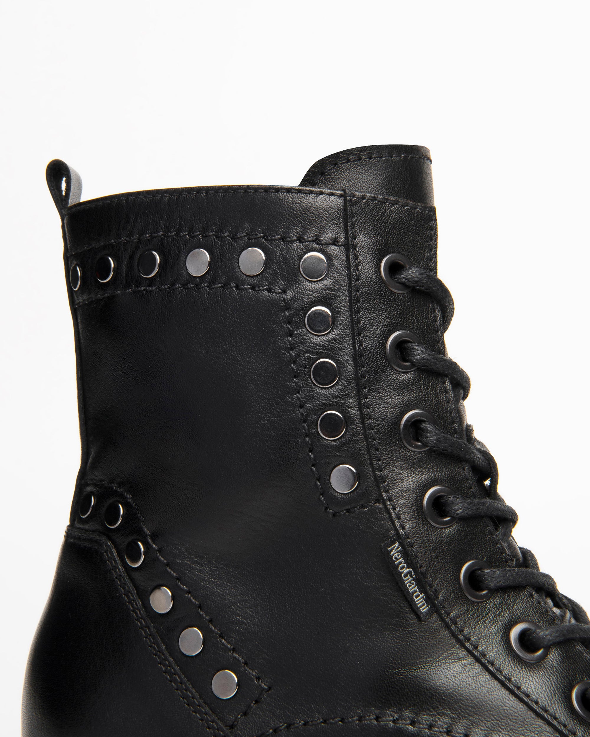 Nero Giardini Combat Boots cuir femme clous