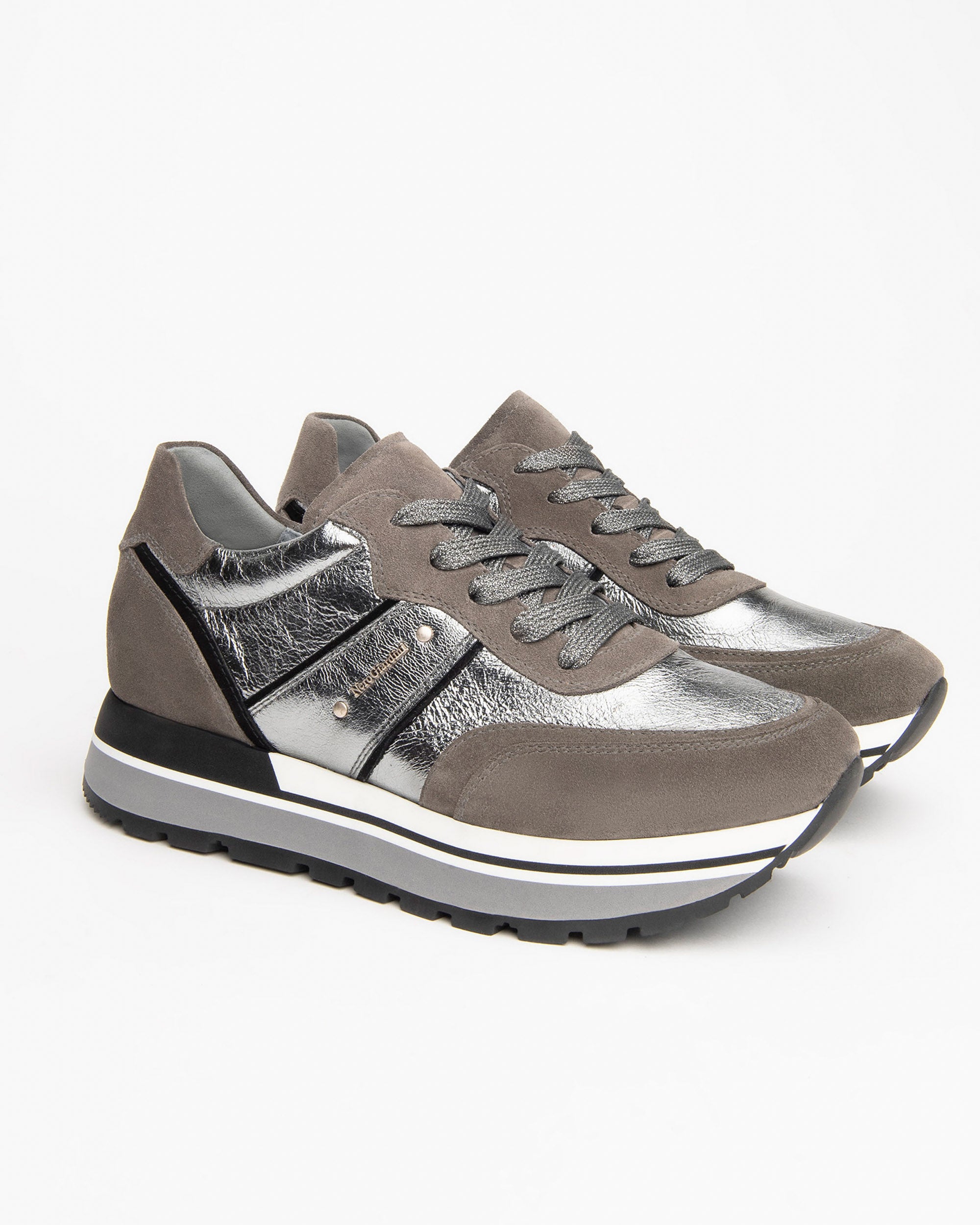 Nero Giardini Sneakers baskets cuir suède femme