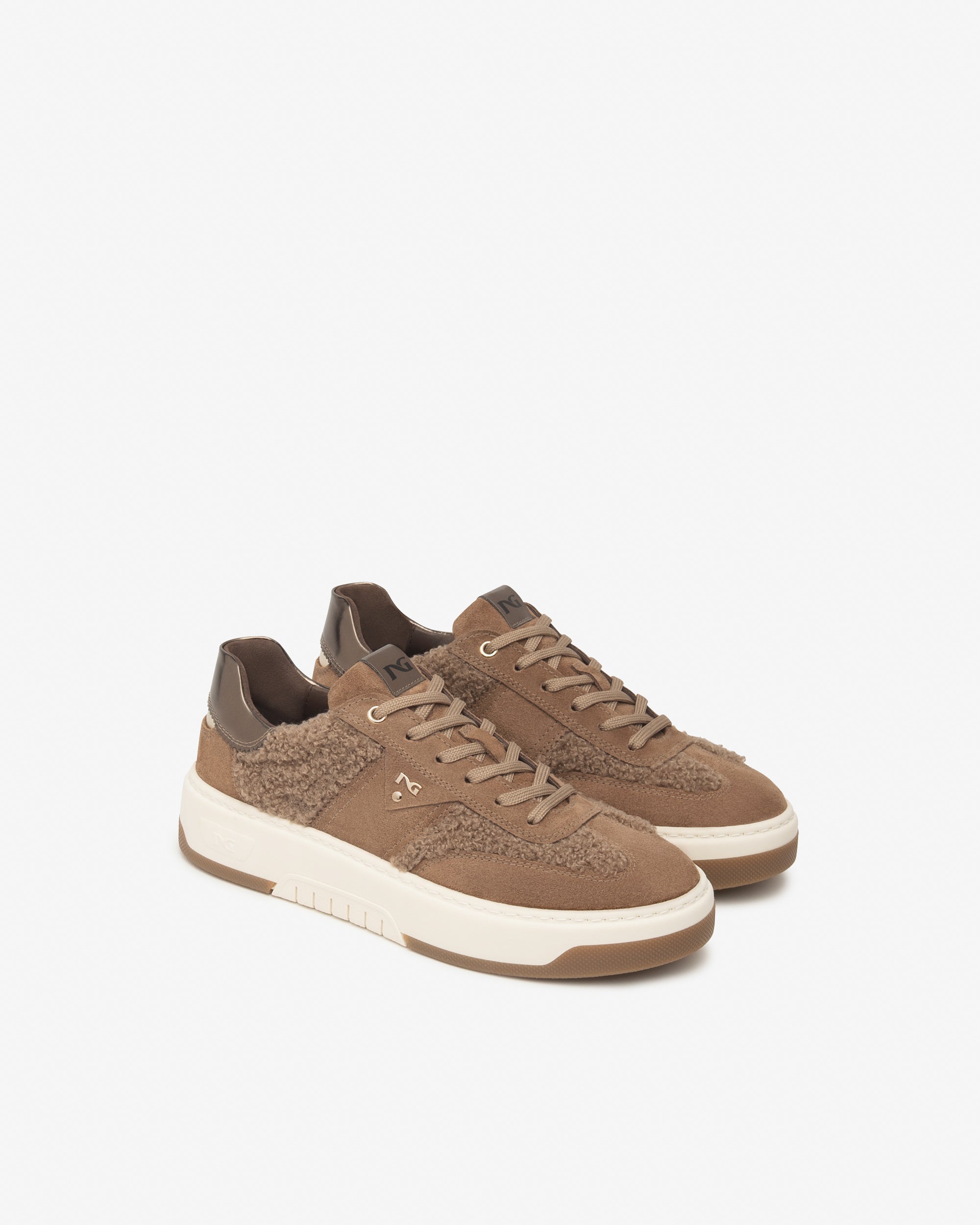 Nero Giardini Sneakers baskets daim toile memory femme