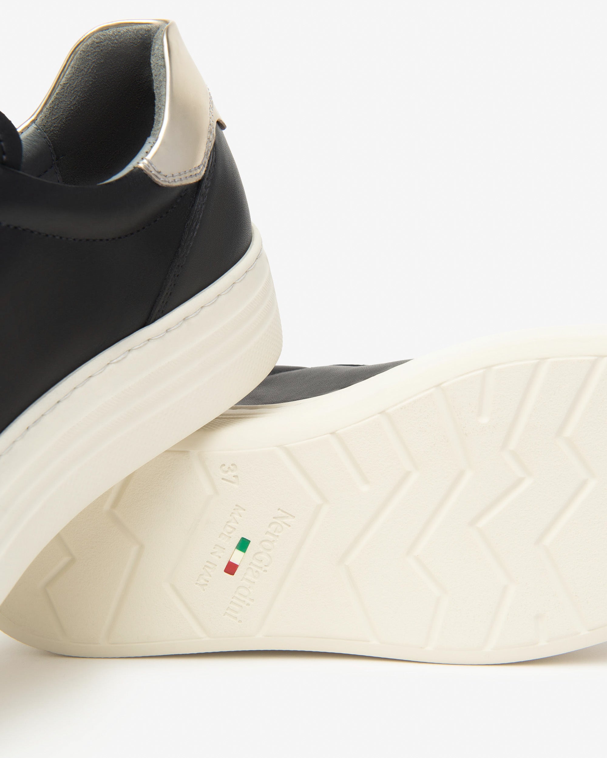 Nero Giardini Sneakers baskets cuir femme tissu technique