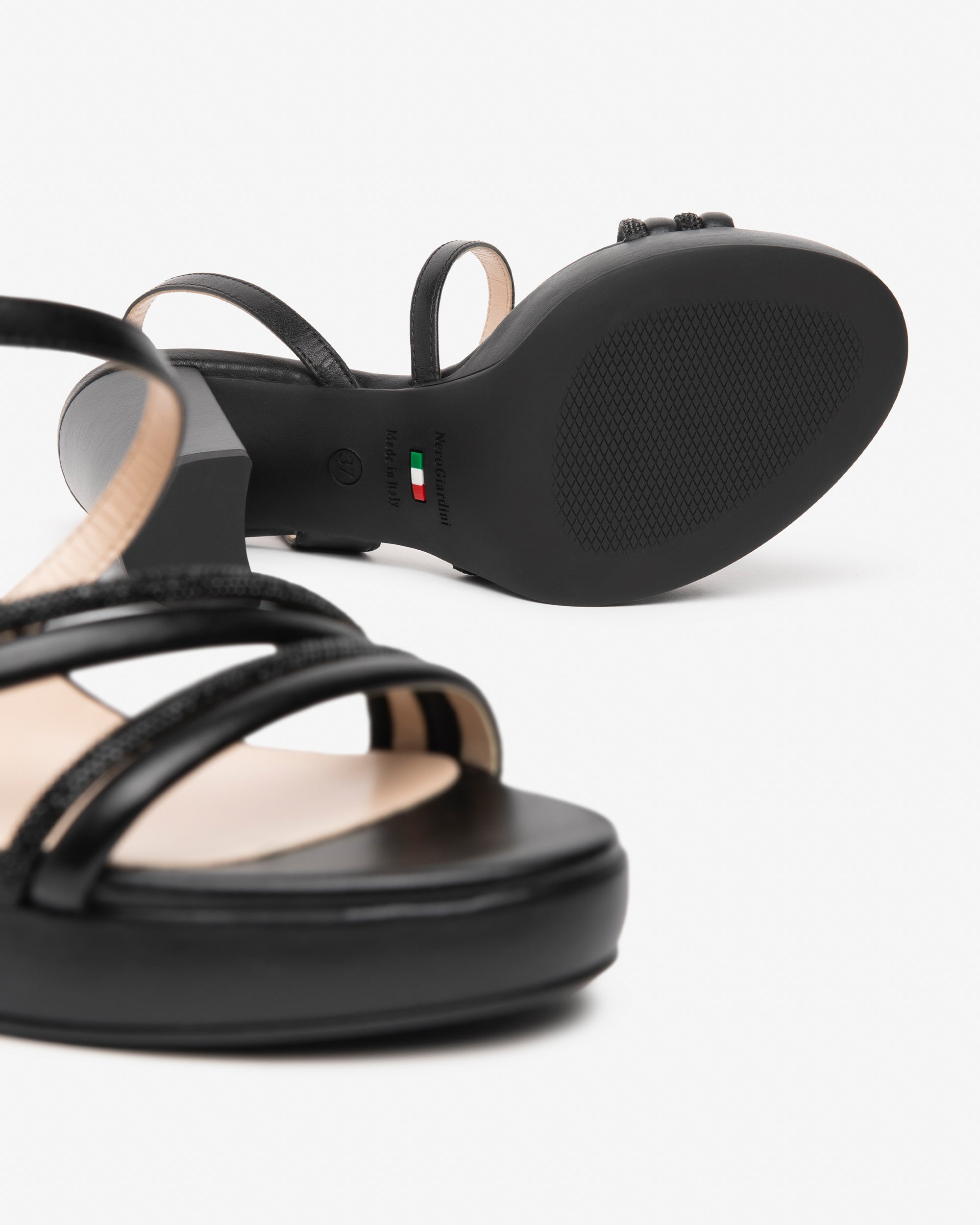 Nero Giardini Sandals sandales cuir femme été