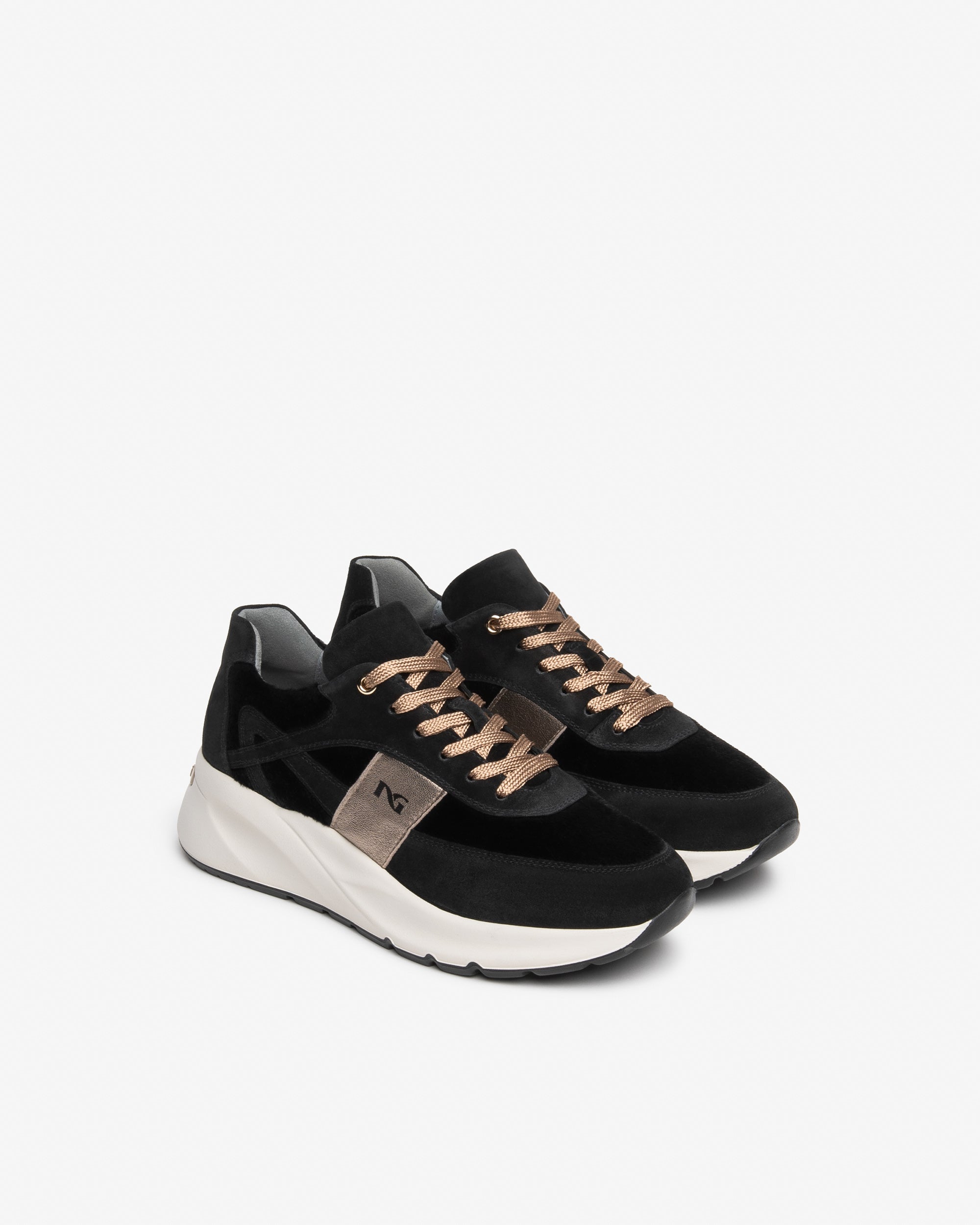 Nero Giardini Sneakers baskets daim femme 45 mm