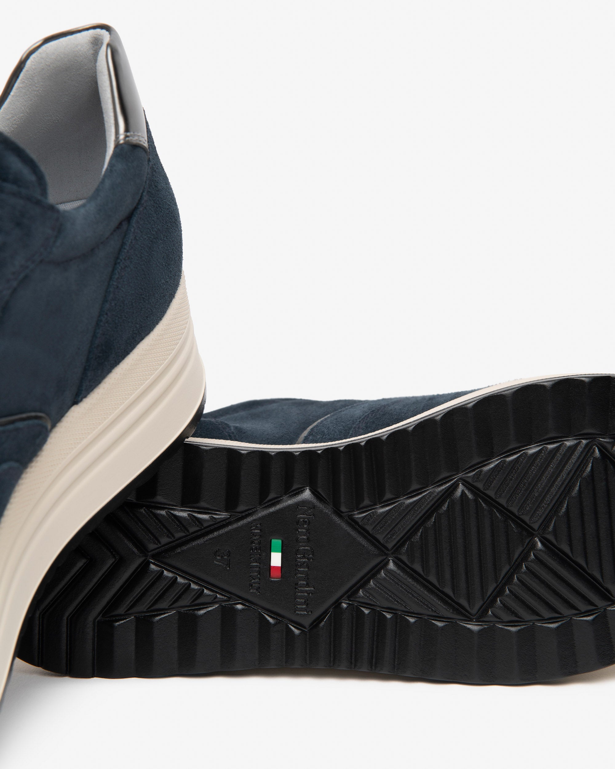 Nero Giardini Sneakers daim femme compensées 45 mm