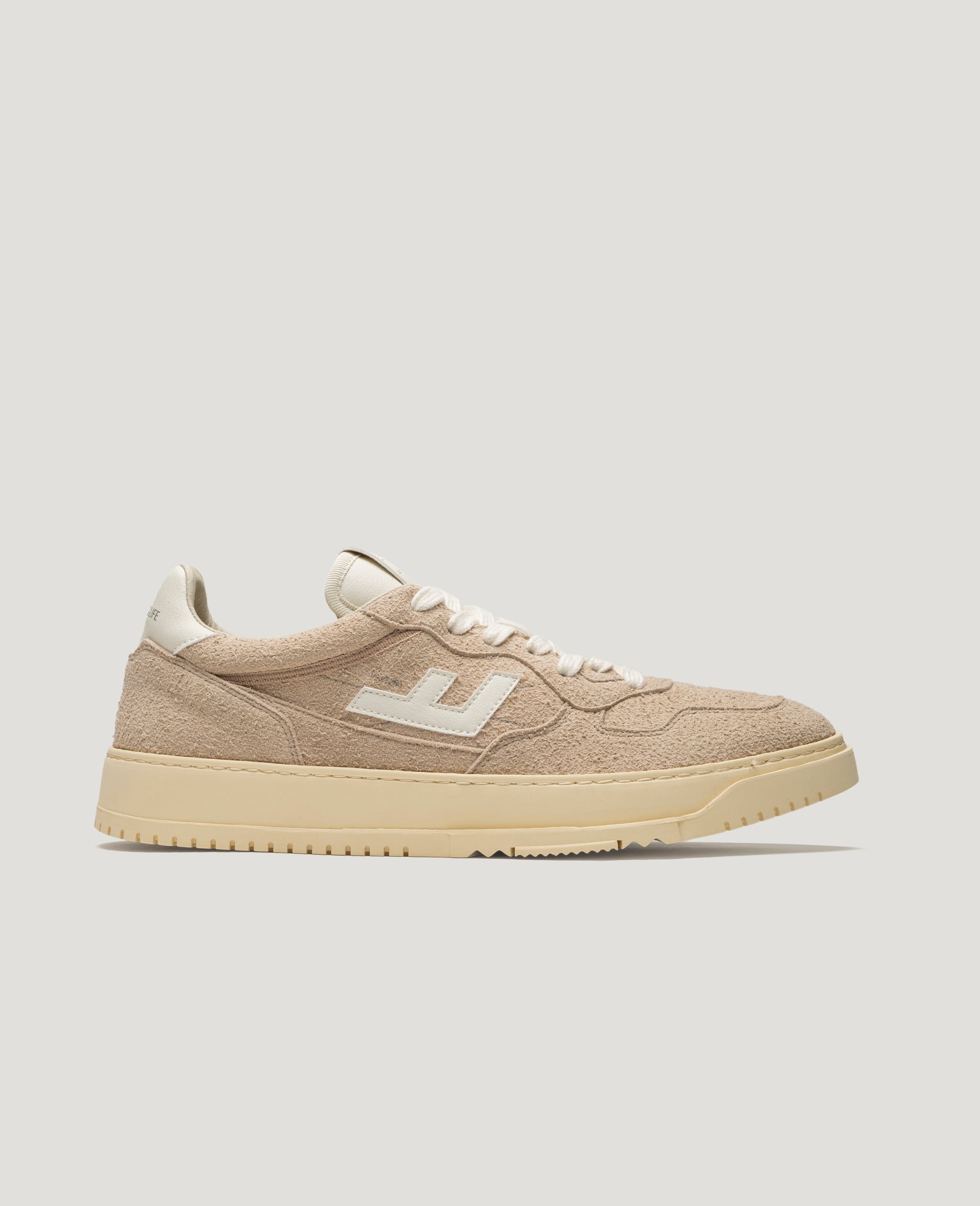 Flamingos Life Ventura Hairy Suede baskets dune vegan