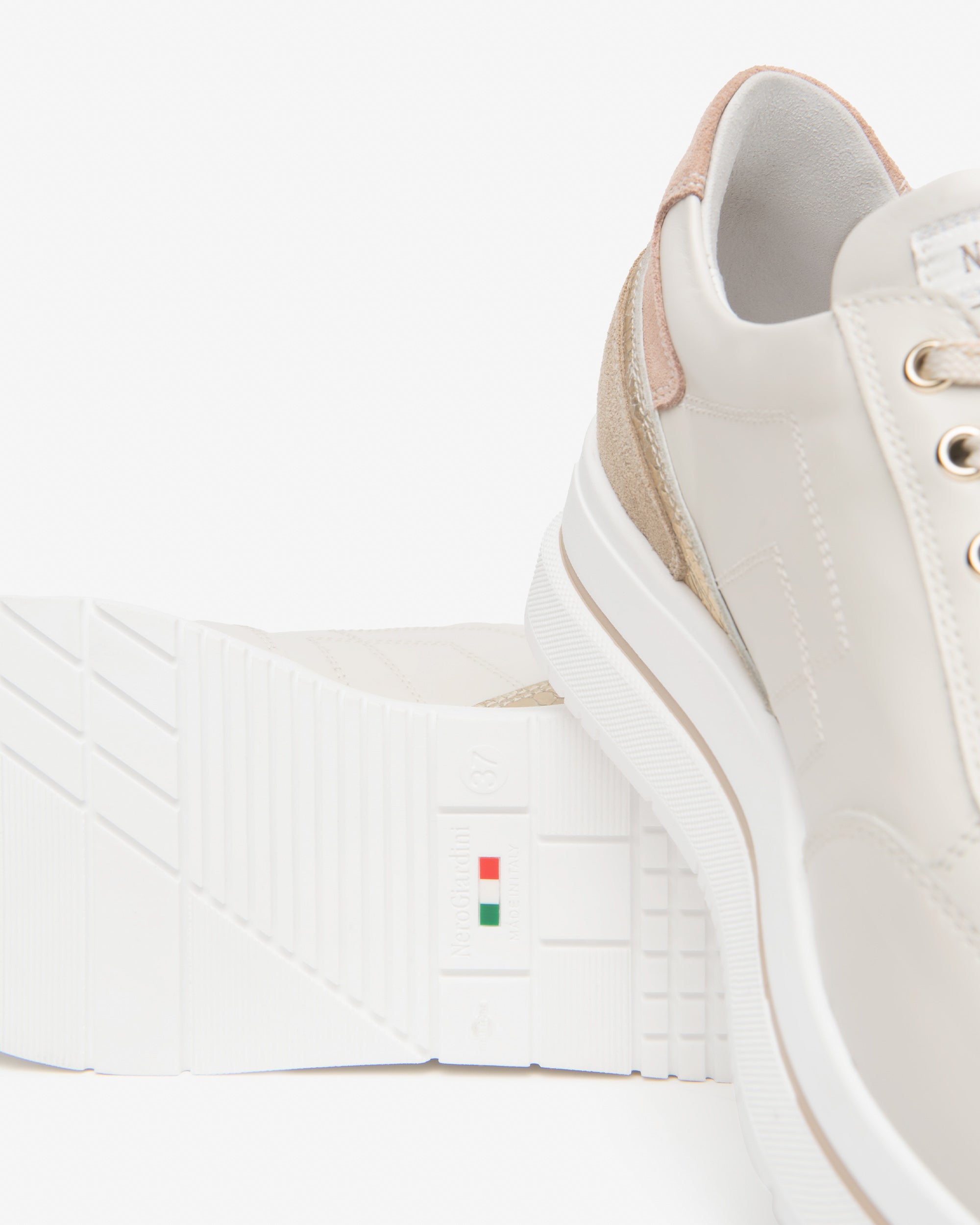 Nero Giardini Sneakers baskets cuir daim femme