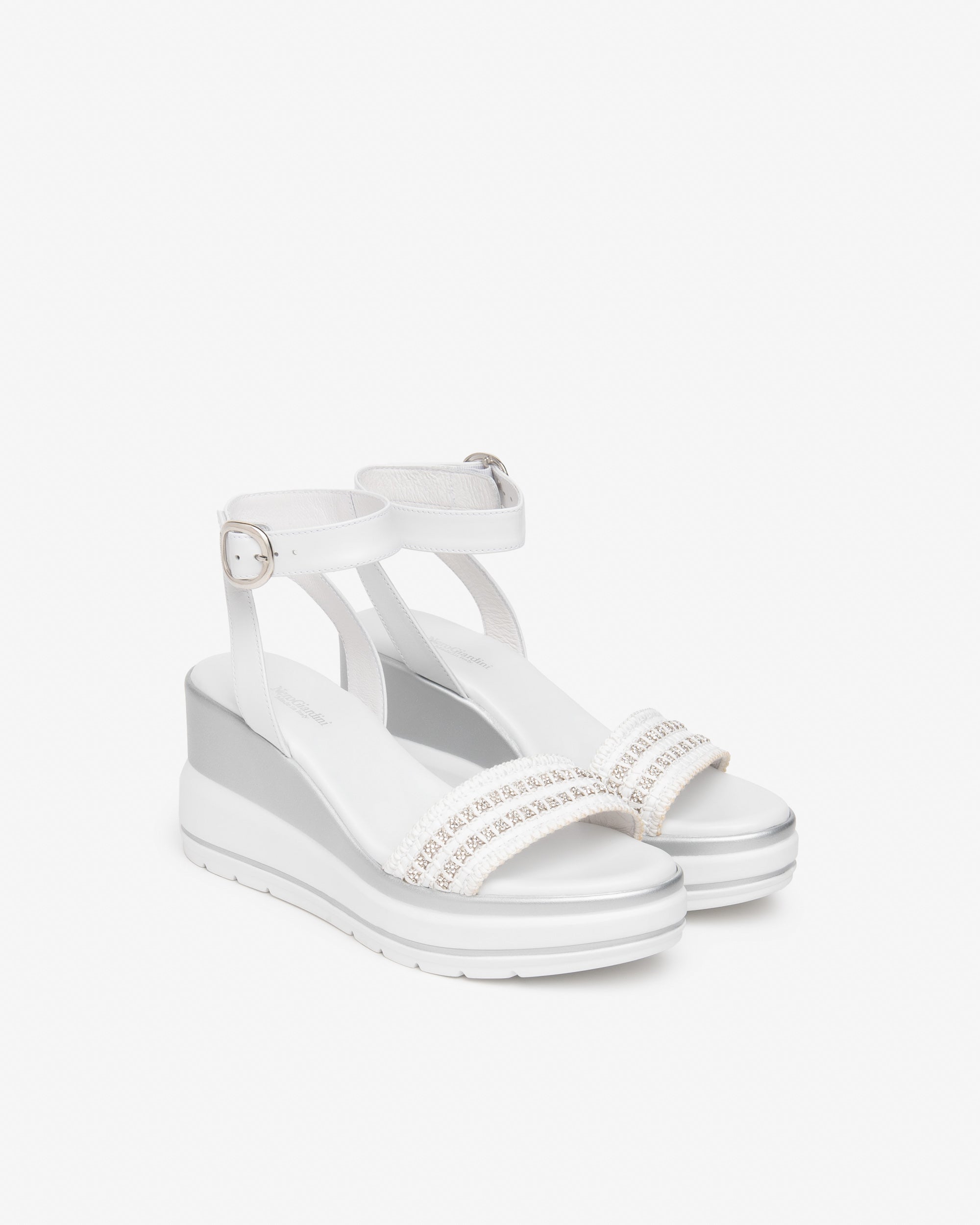 Nero Giardini Slippers mules cuir femme tissu confort