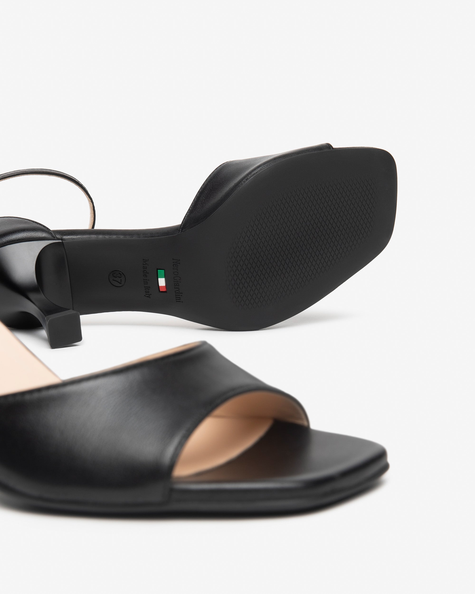Nero Giardini Sandals sandales cuir femme premium