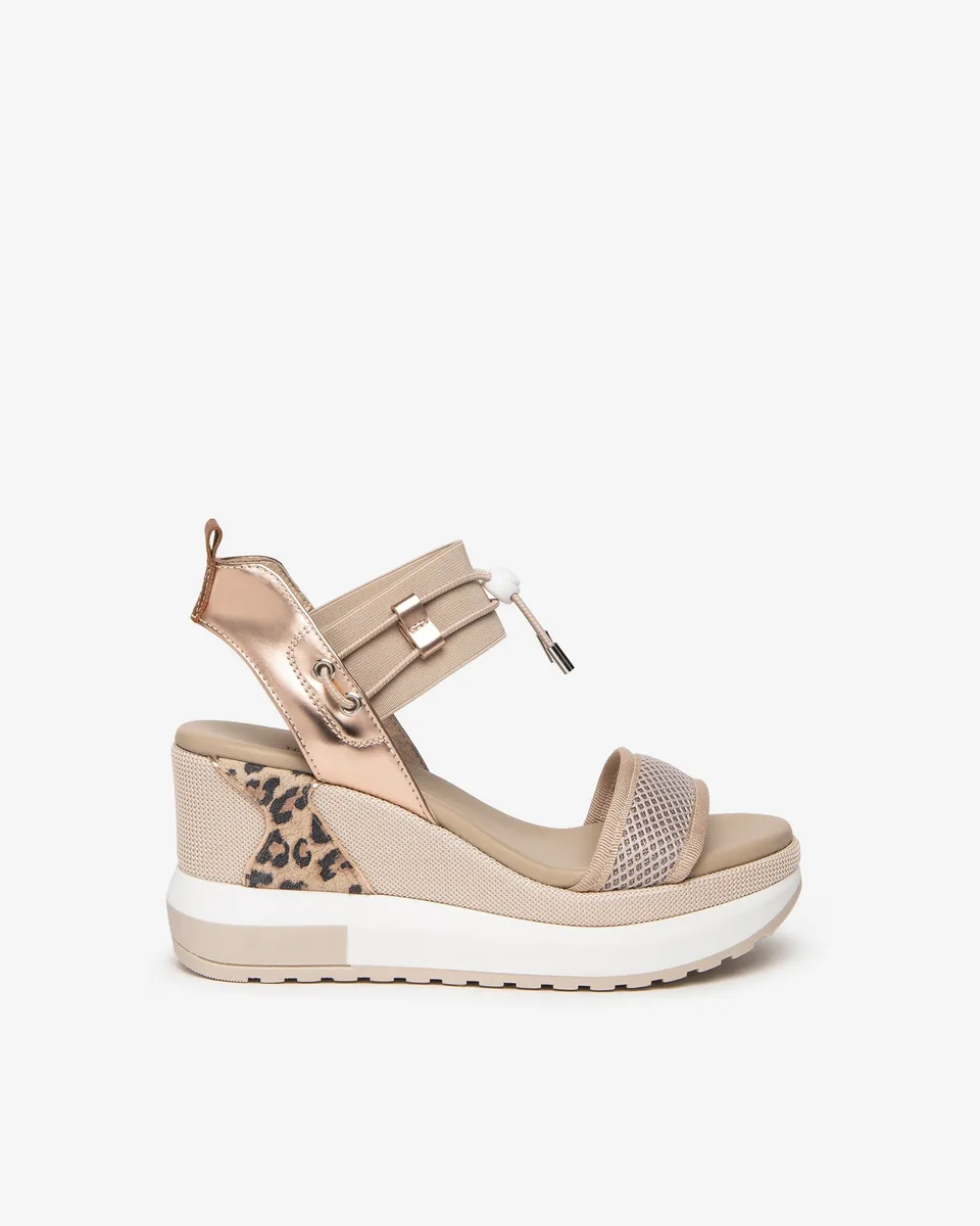 Nero Giardini Sandals sandales toile léopard compensées 38
