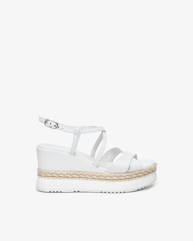 Nero Giardini Sandals sandales cuir femme confort