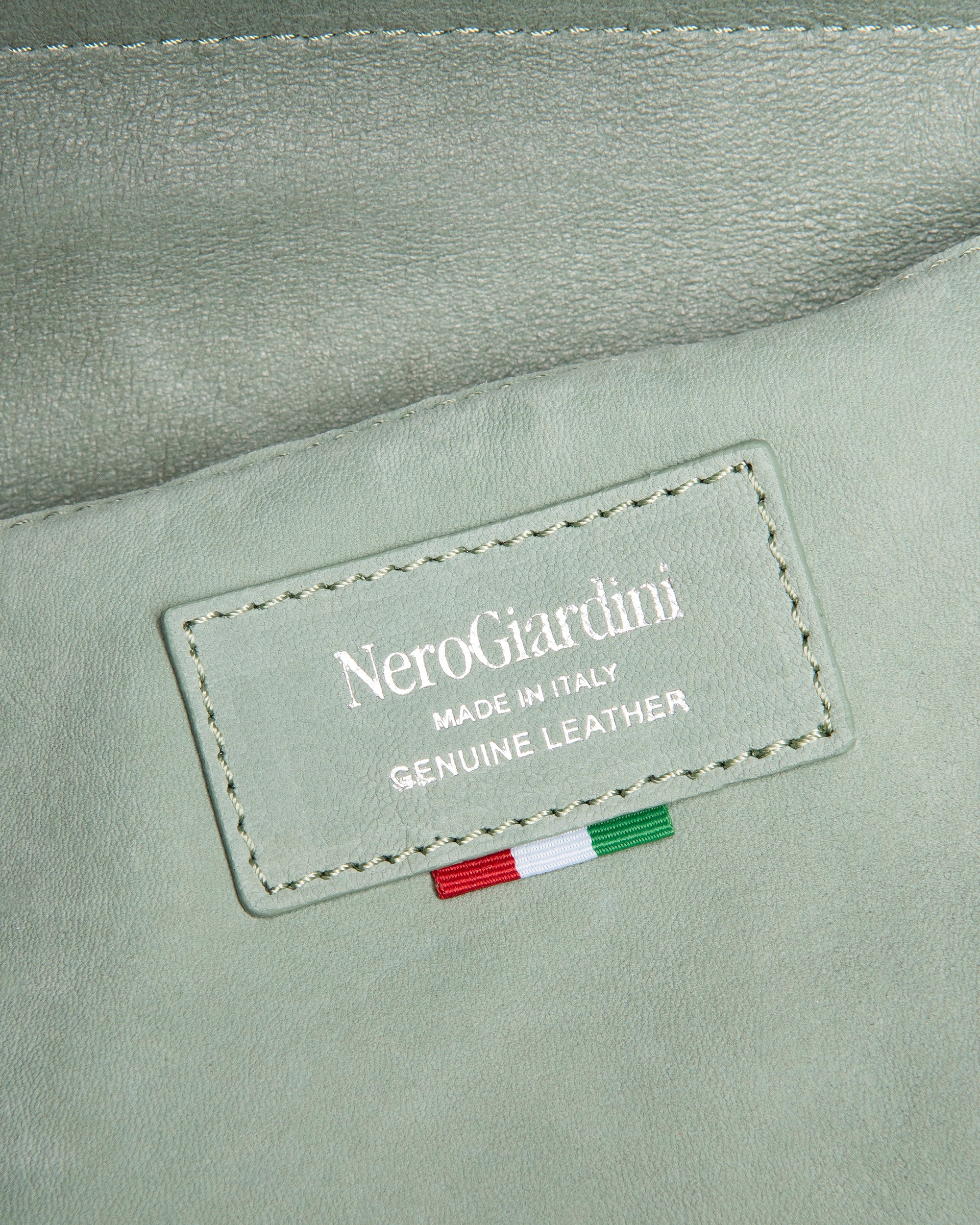 Nero Giardini Bags sac seau daim femme boucle