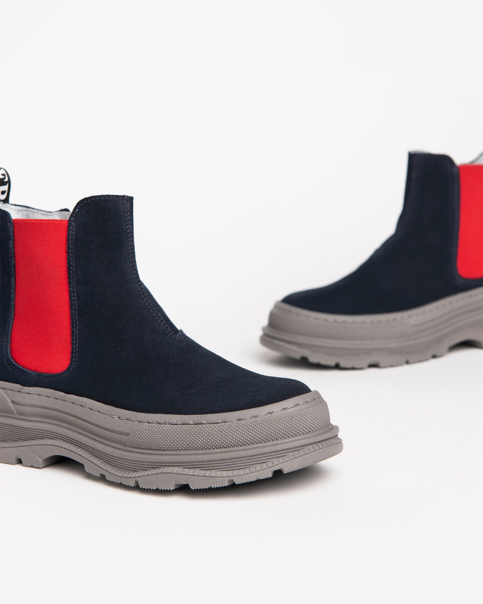 Nero Giardini Ankle Boots boots daim ado garçon