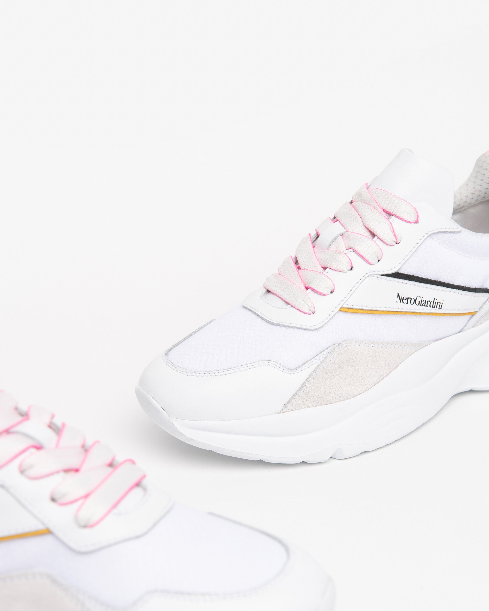 Nero Giardini Sneakers Baskets Cuir Femme Cuir Suède
